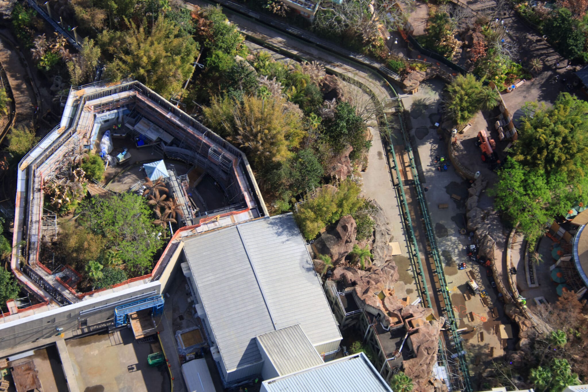 Jurassic Park River Adventure Replaces Old Track, Aerial Photos Show ...