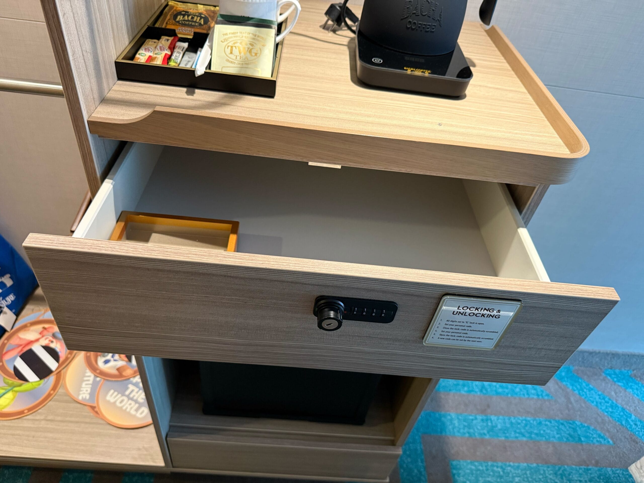 Deluxe Reef View Stateroom with Verandah safe