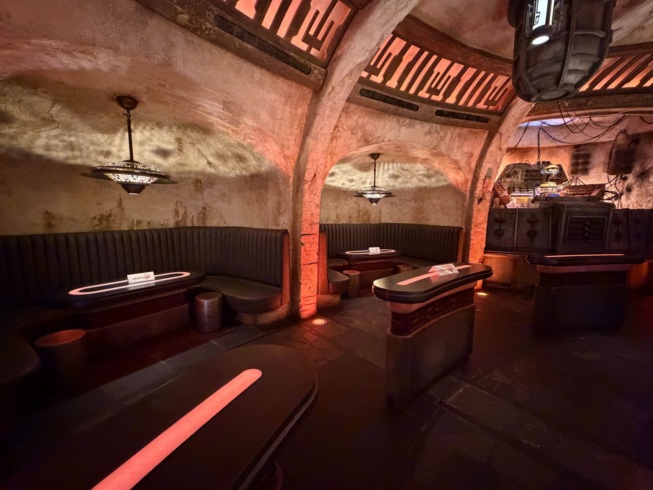 Oga's Cantina at Disneyland Park