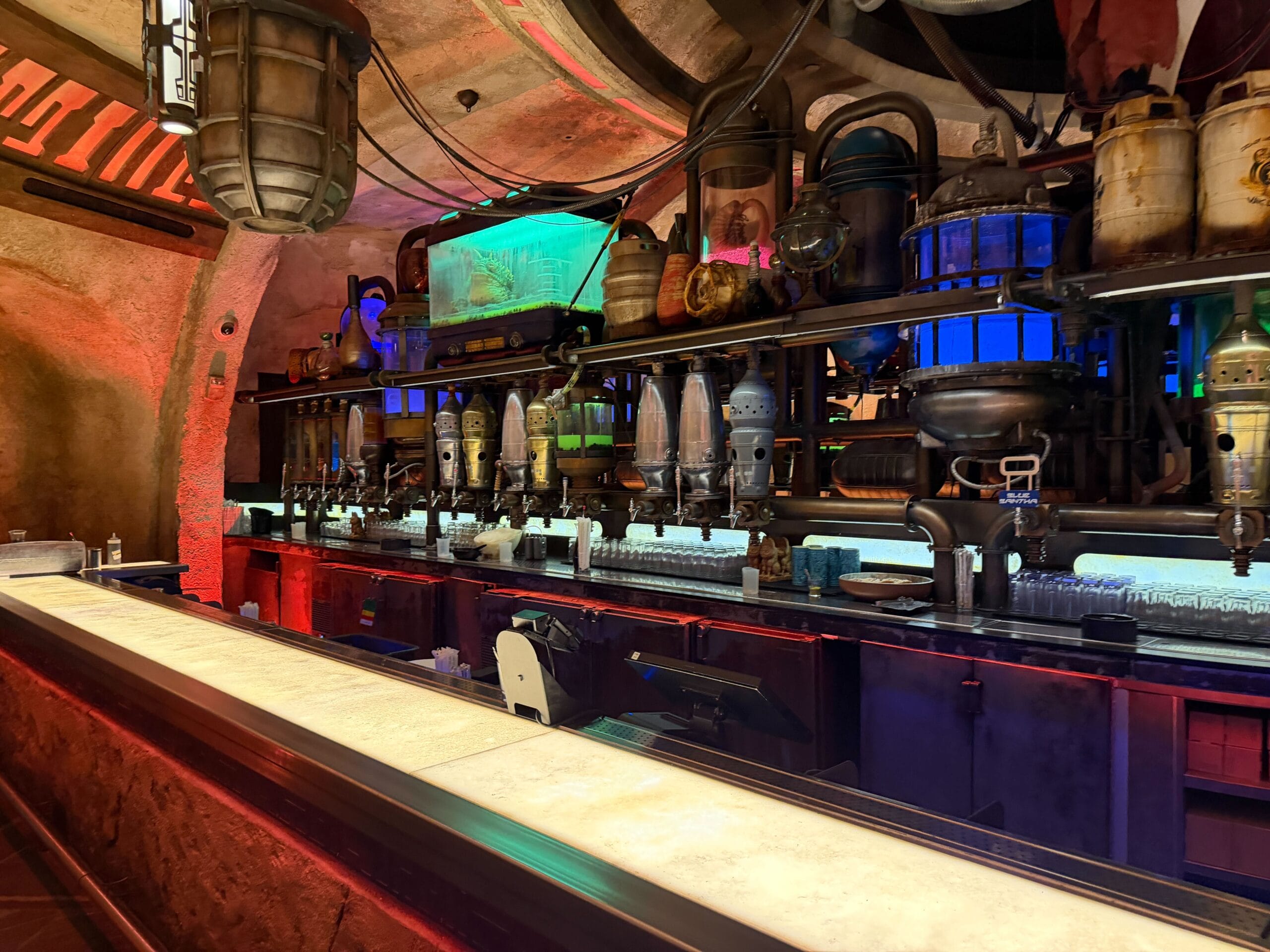 Oga's Cantina at Disneyland Park