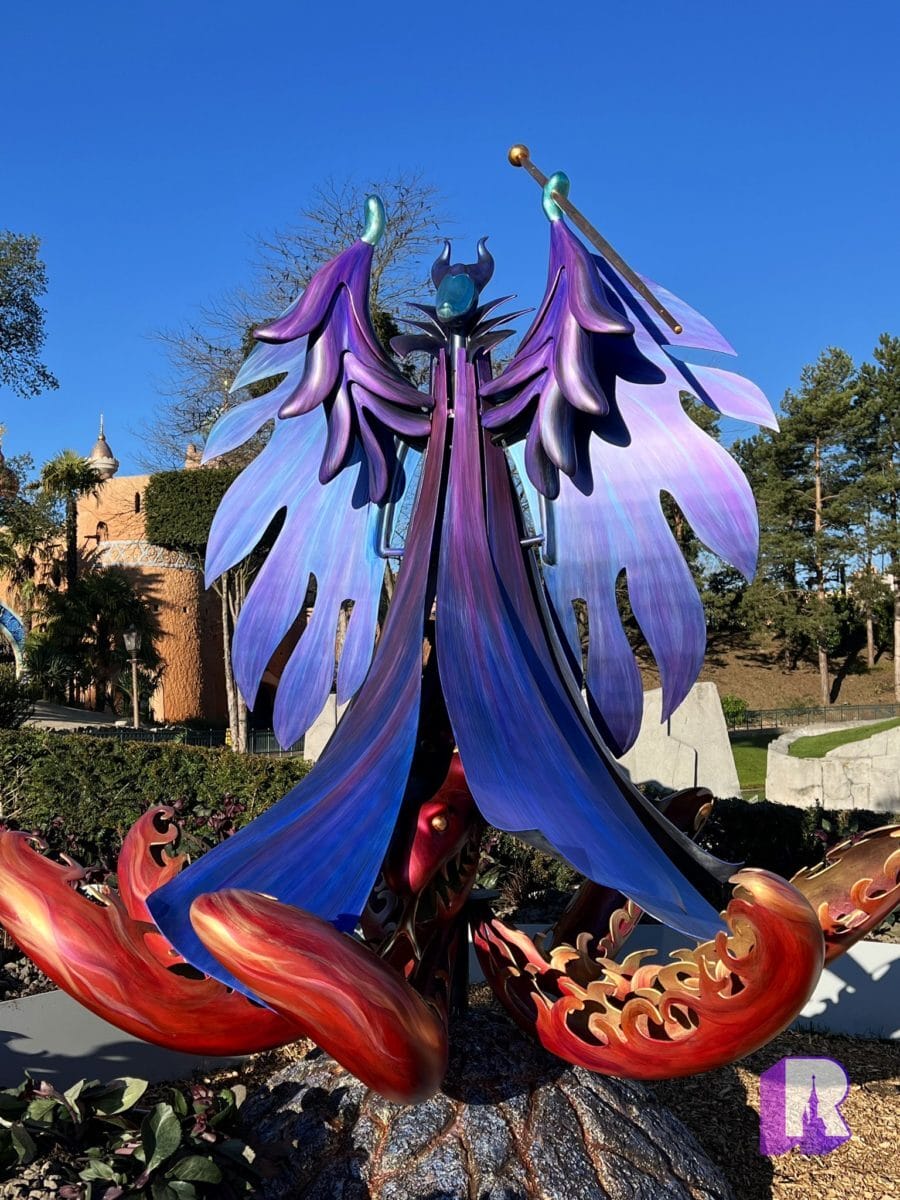 Installed for the 30th anniversary of Disneyland Paris in 2022, these metal sculptures are kinetic and move. Each represents a different character and is vibrant and whimsical. Although they were installed for the anniversary over four years ago, they are still currently on display at the park. We are unsure how long they will remain installed.