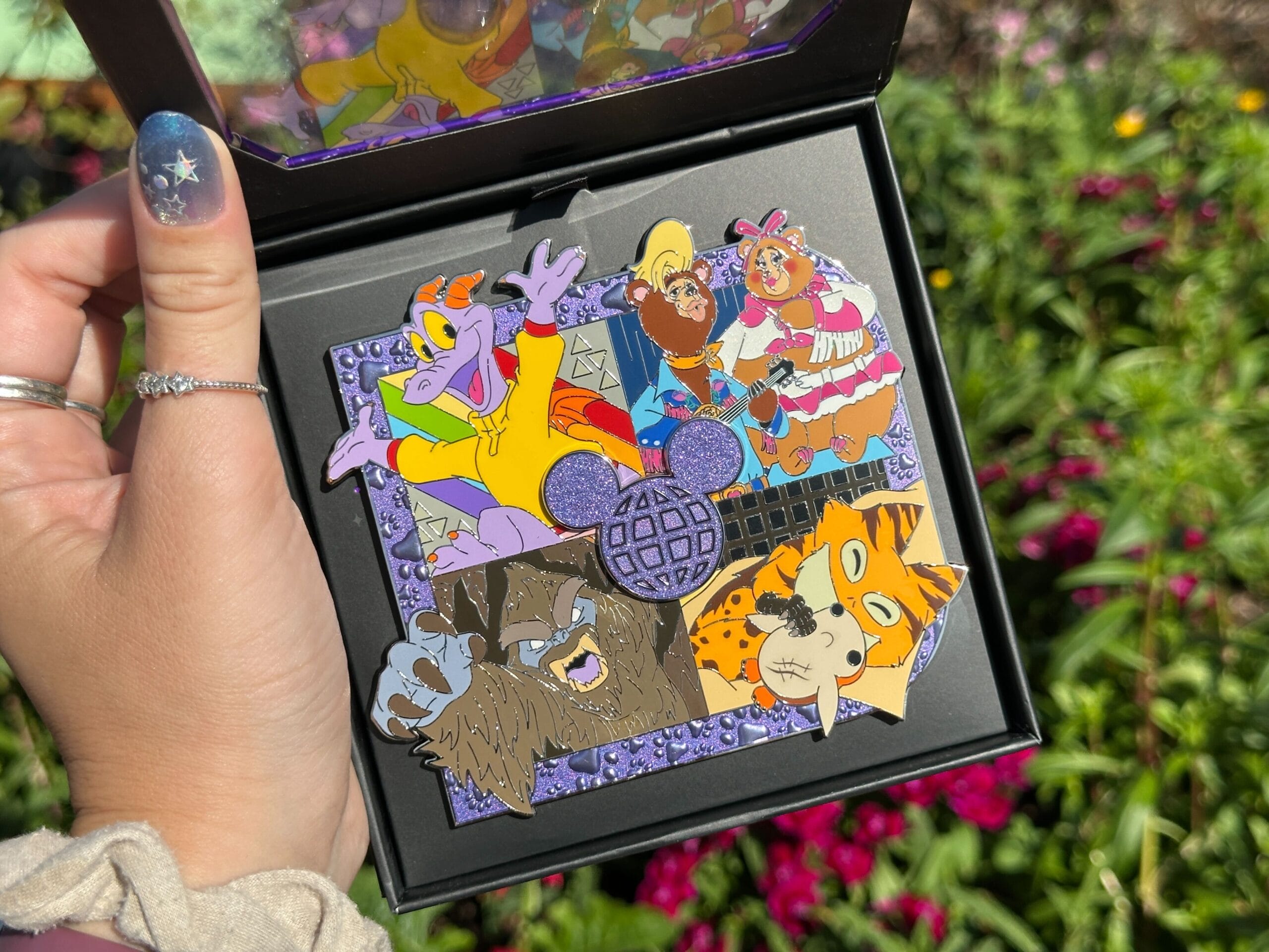 Disney World Pin Tuesday: Kate & Maria Artist Collection Inspired by Attraction Animals