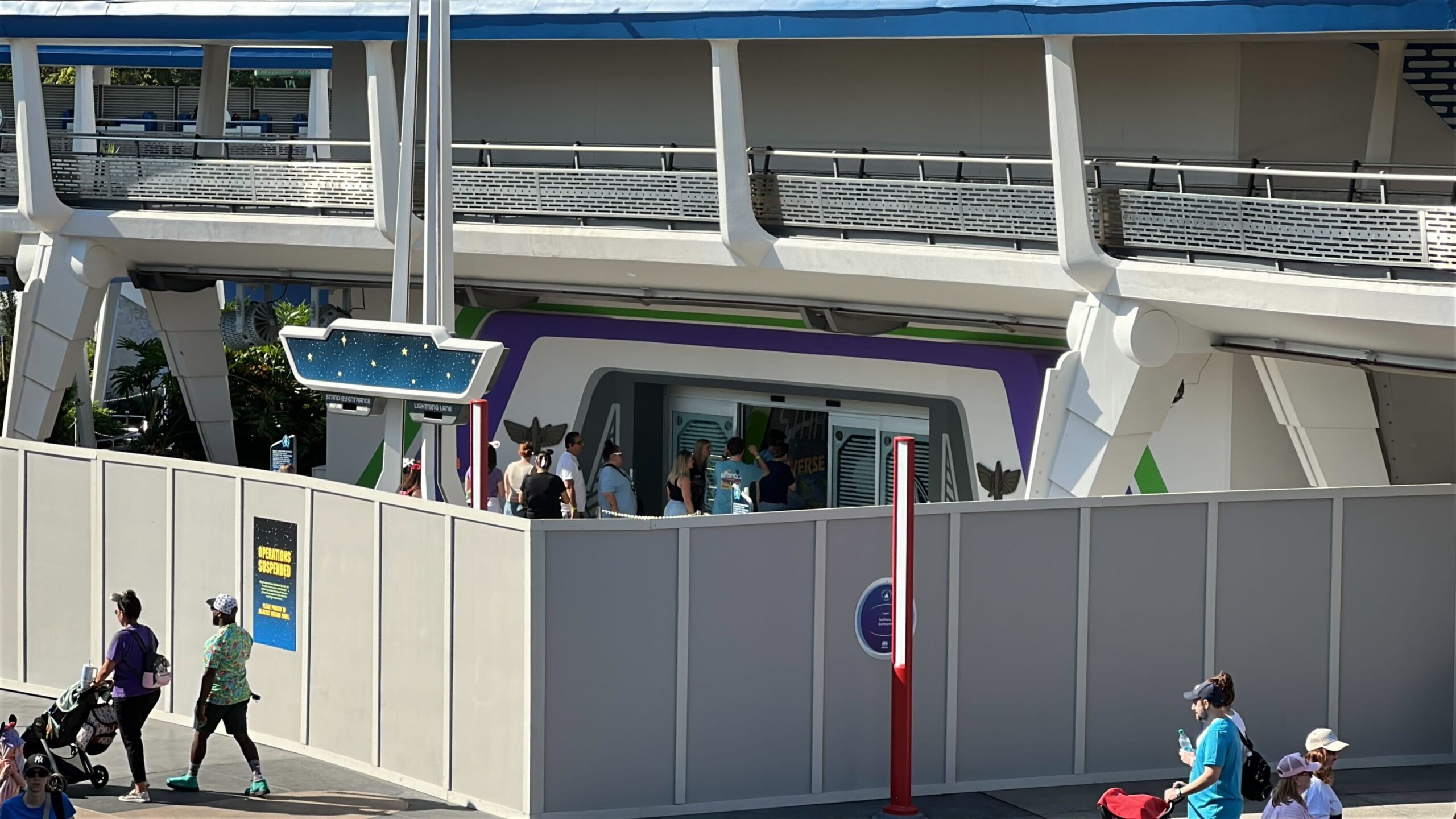 Star Command Logo Added to Buzz Lightyear’s Space Ranger Spin Entrance