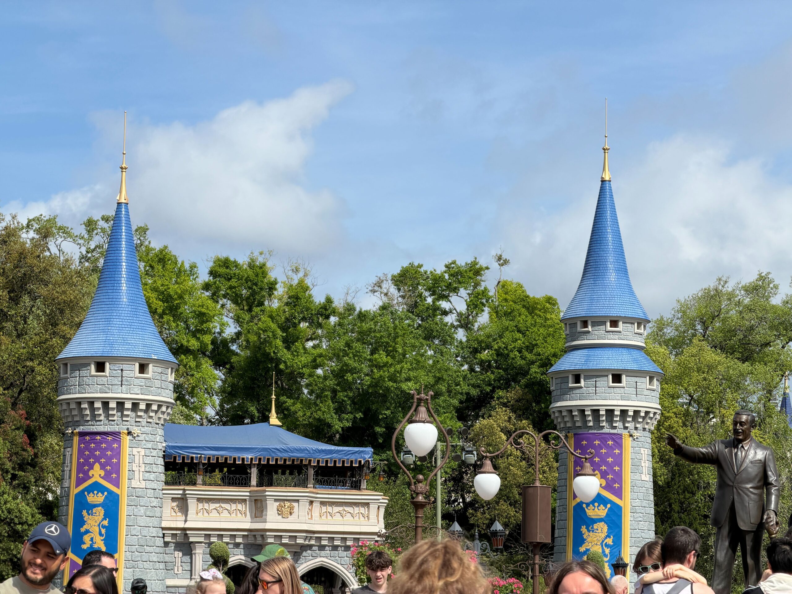 The side turrets that are not on the castle are still the old shade of blue. These have not been touched yet.