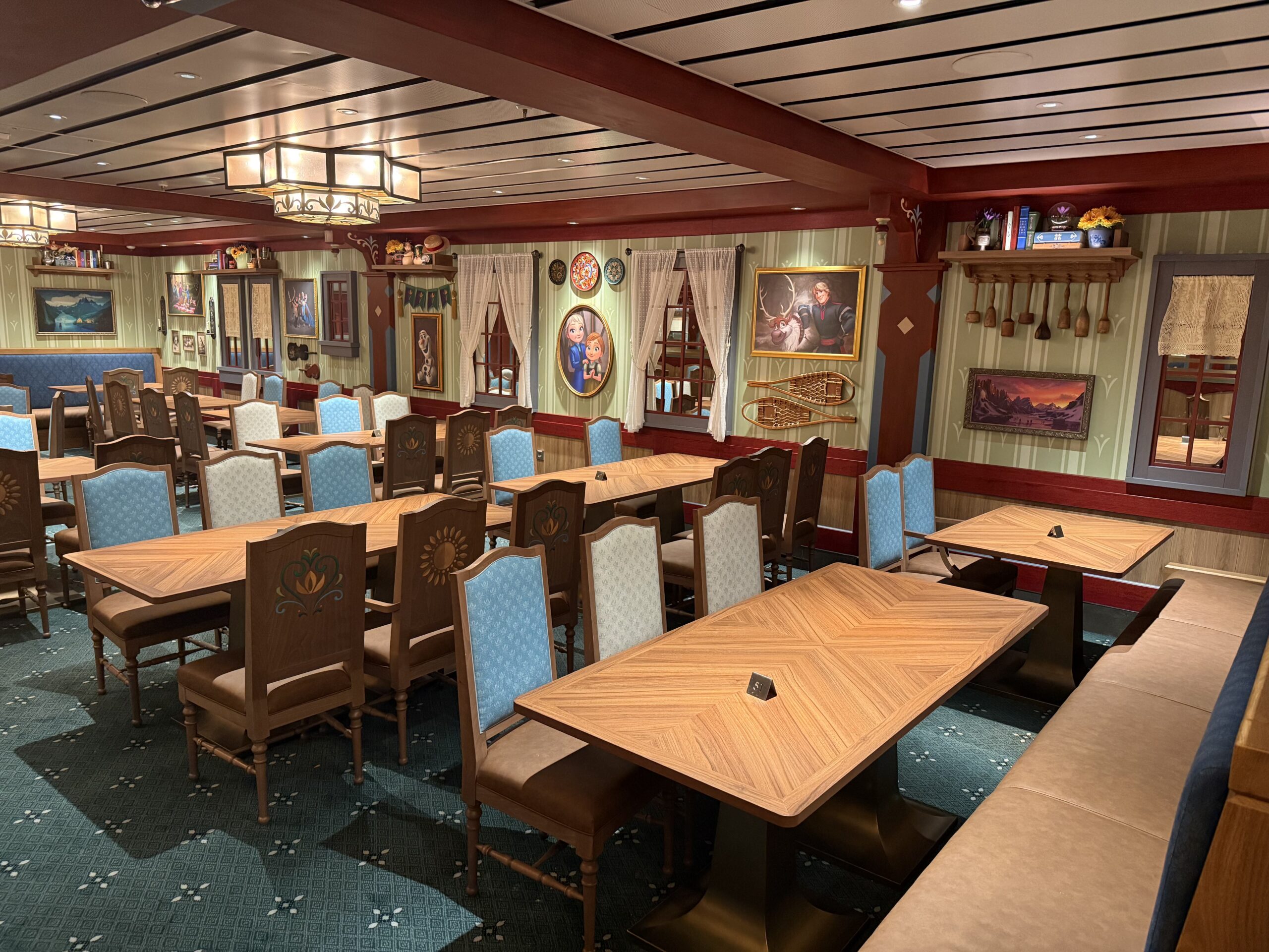 Olaf Frozen-themed dining room in Enchanted Summer restaurant on the Disney Adventure cruise ship