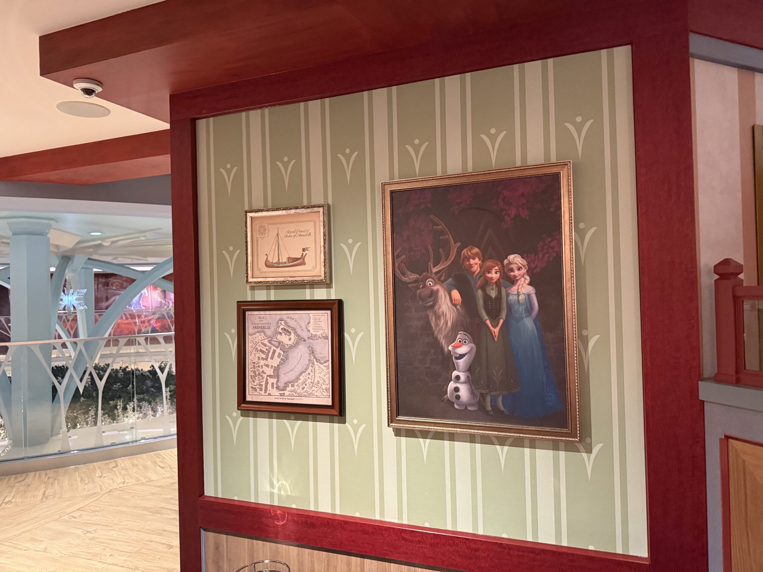 Olaf Frozen-themed dining room in Enchanted Summer restaurant on the Disney Adventure cruise ship