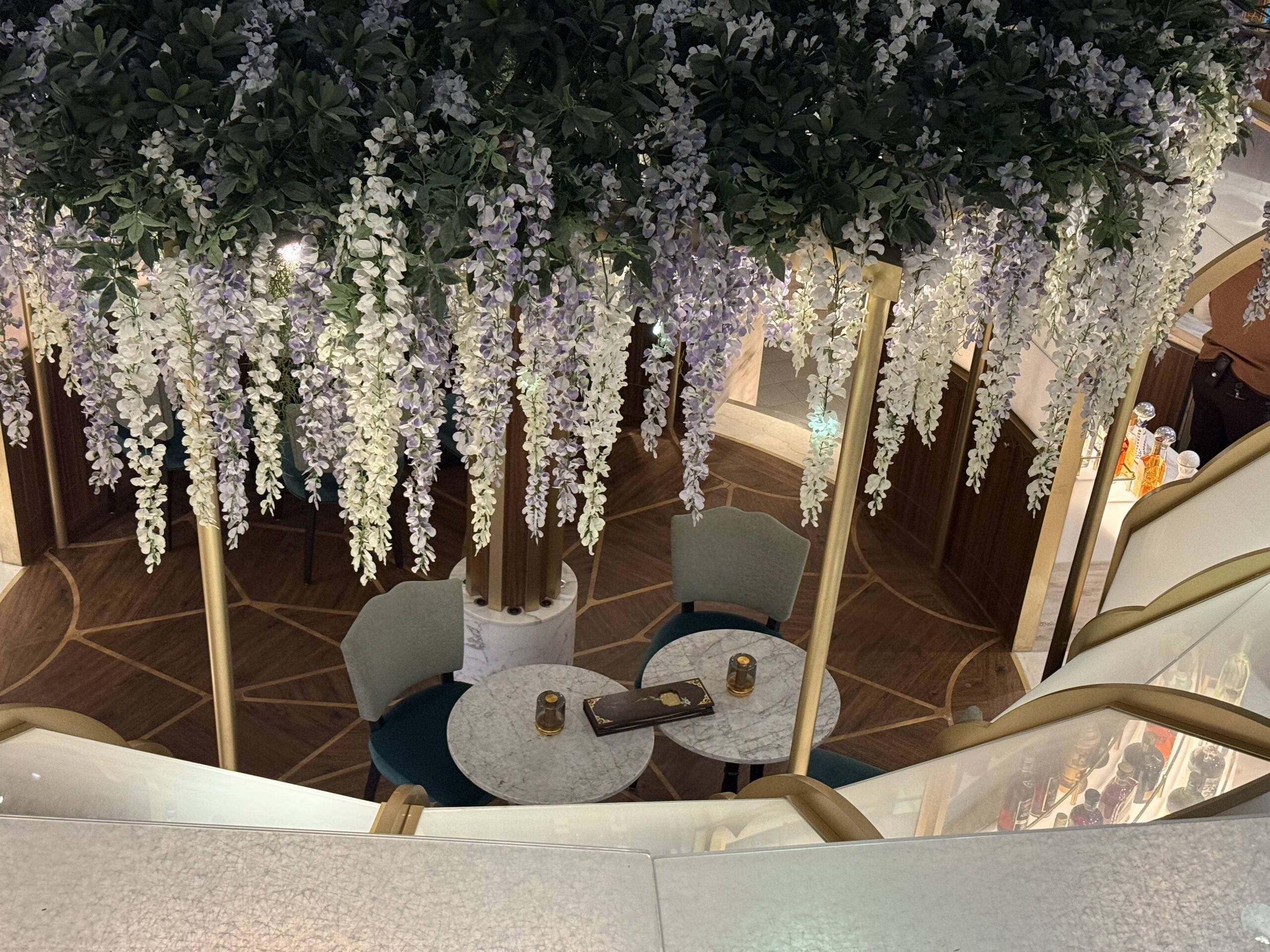 Olaf Frozen-themed dining room in Enchanted Summer restaurant on the Disney Adventure cruise ship