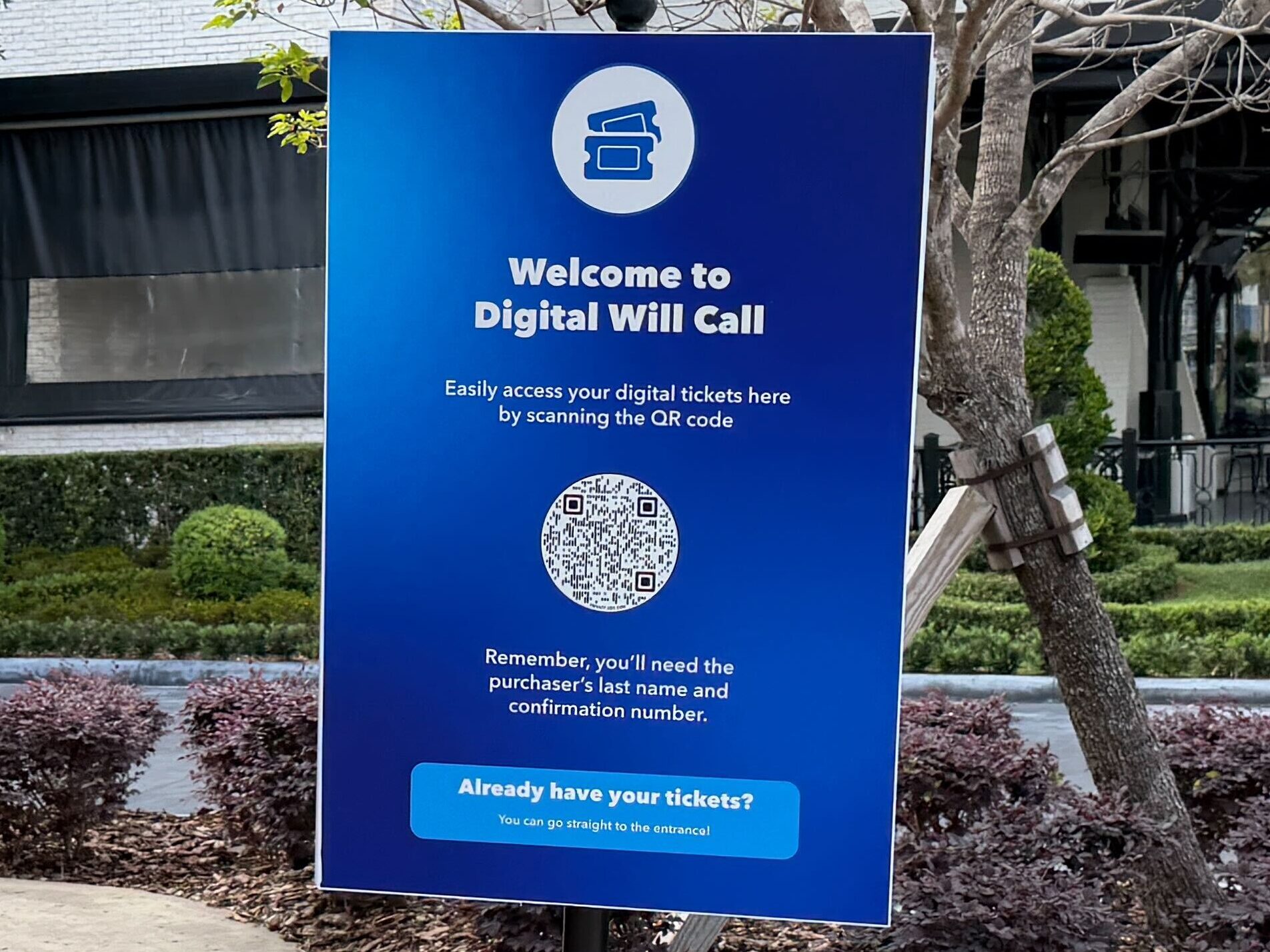 Universal Orlando Resort Replaces Self-Service Ticket Kiosks with QR Codes