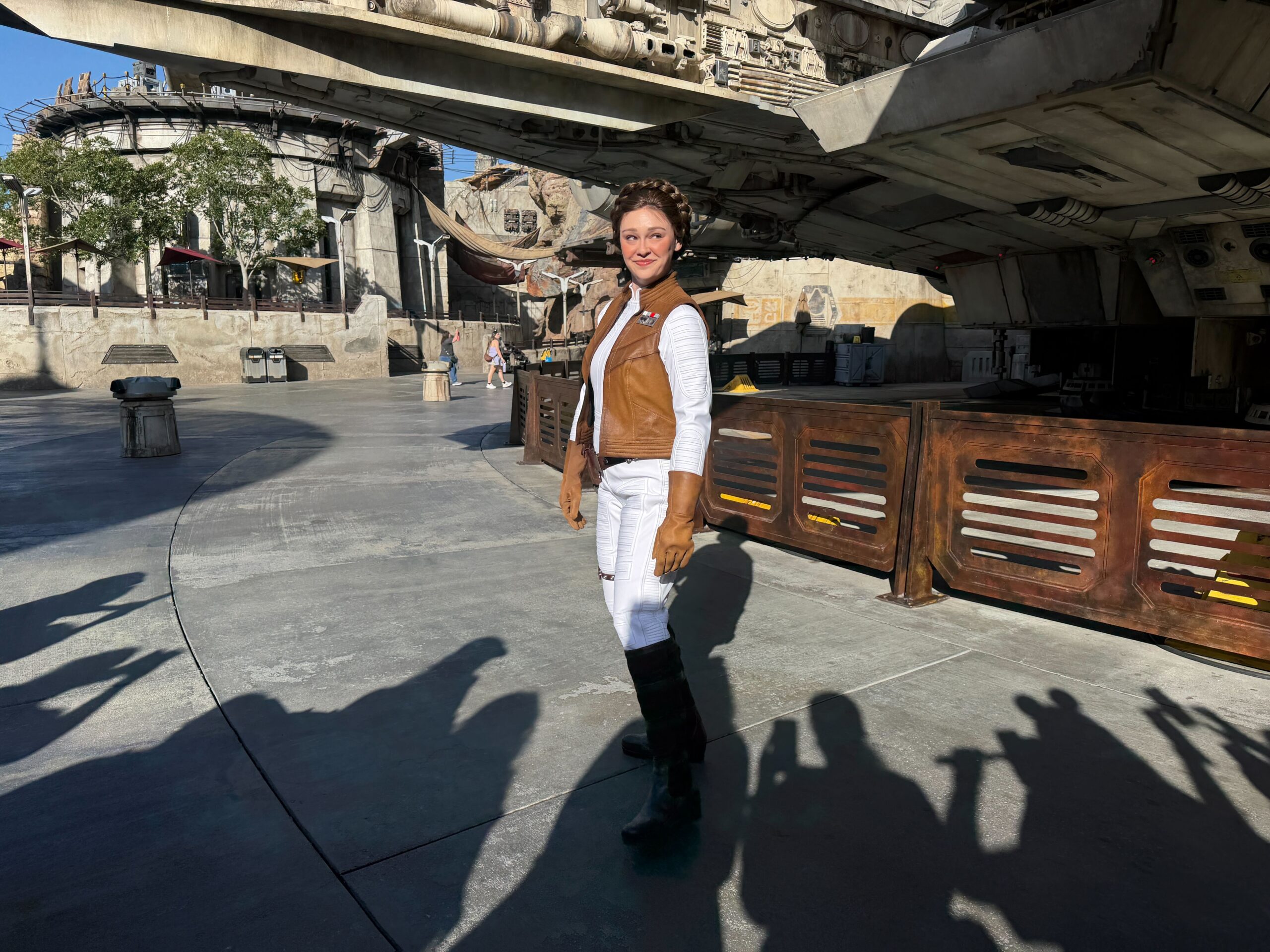 Leia Organa fights for freedom in the galaxy. She leads her forces with a compassionate heart and limitless will, determine to spread hope to all.