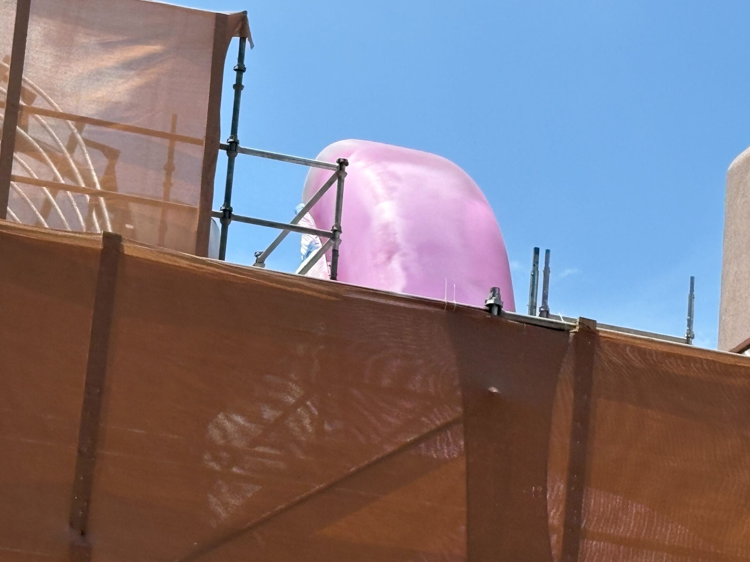 Groovy Makeover Begins for Rock ‘n’ Roller Coaster Guitar at Disney’s Hollywood Studios