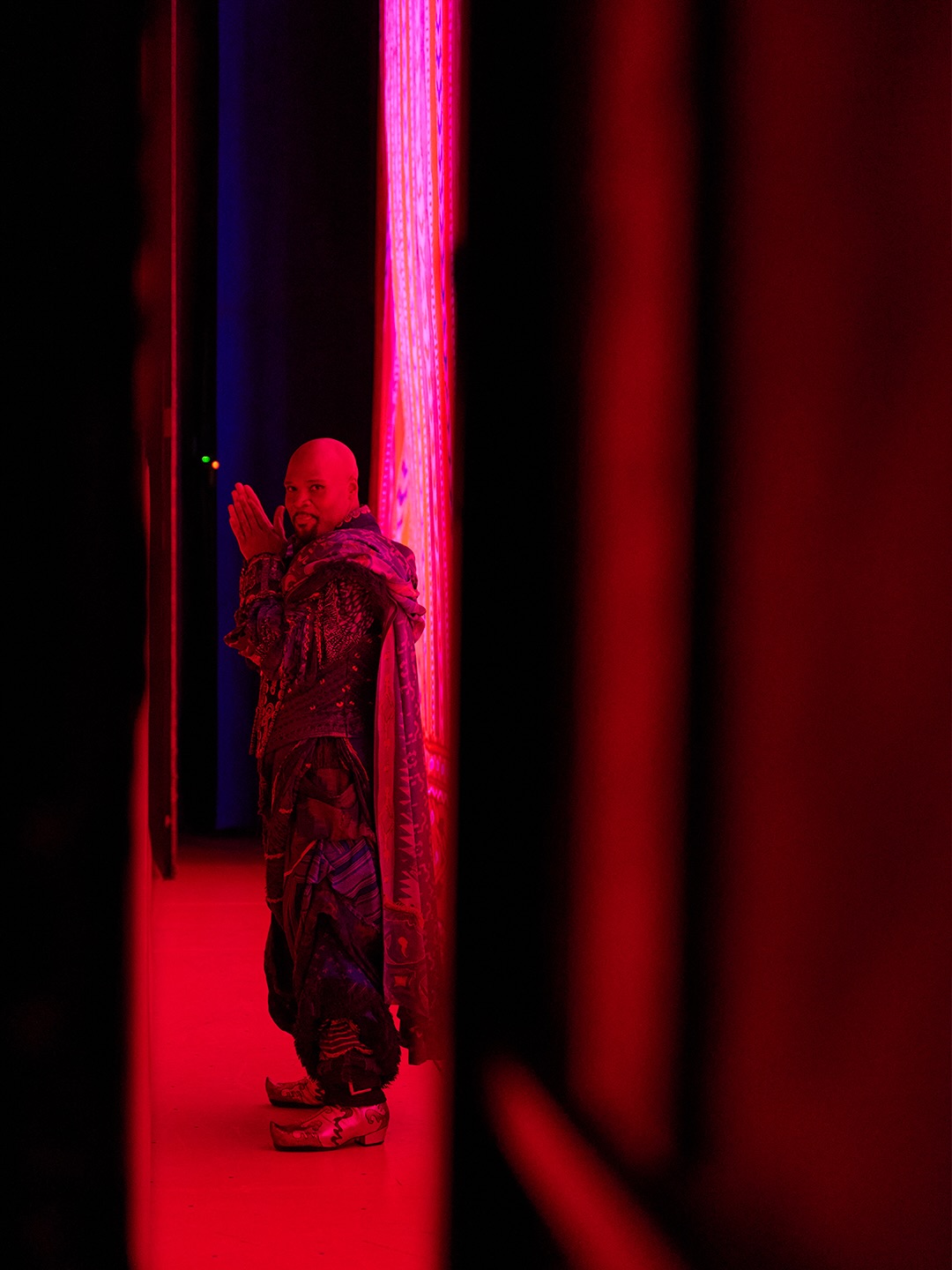 Behind-the-Scenes With Michael James Scott Before Final Genie Performance