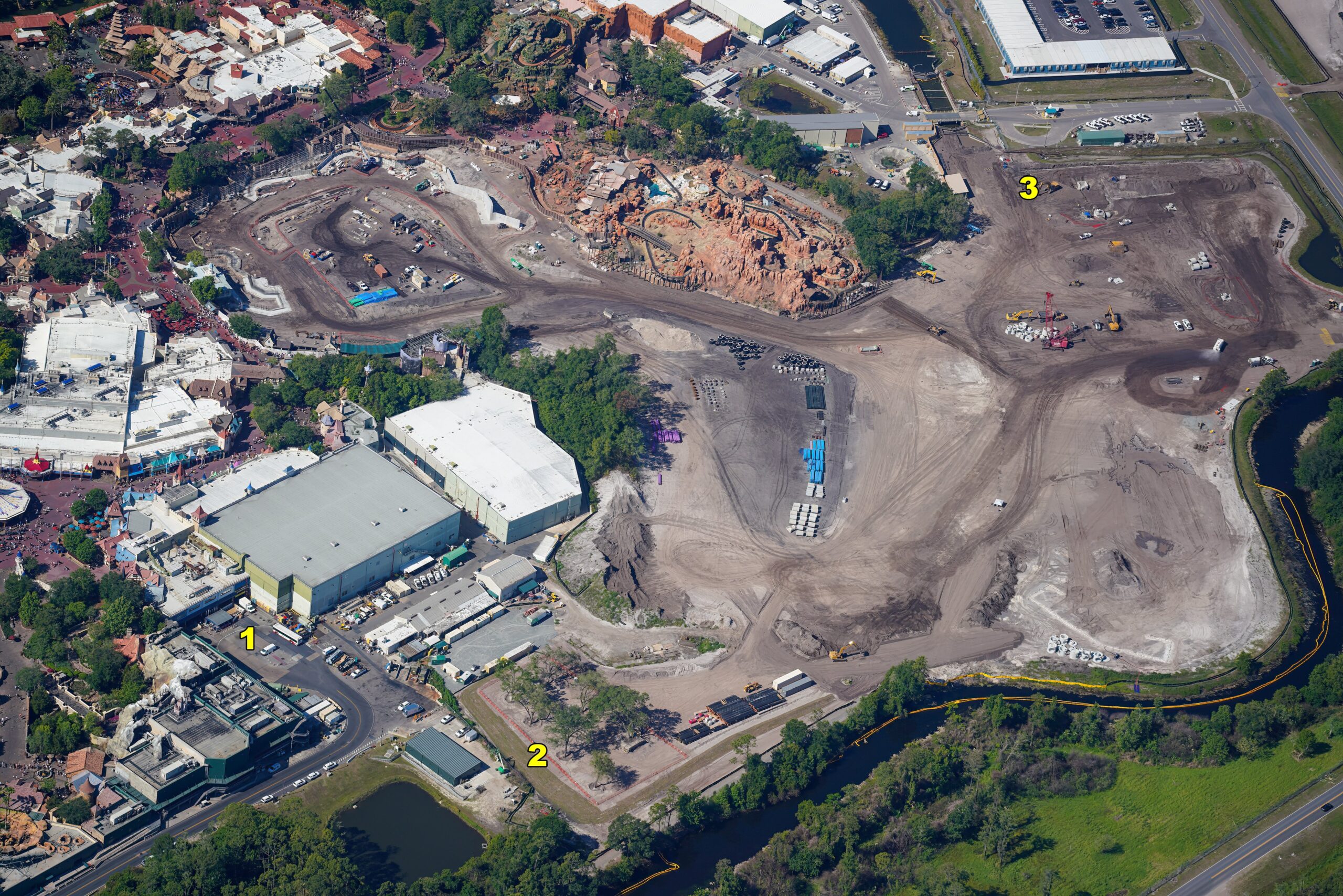 Aerial Photos Reveal Retaining Walls Installed Along Liberty Square Side of Piston Peak National Park Construction Project