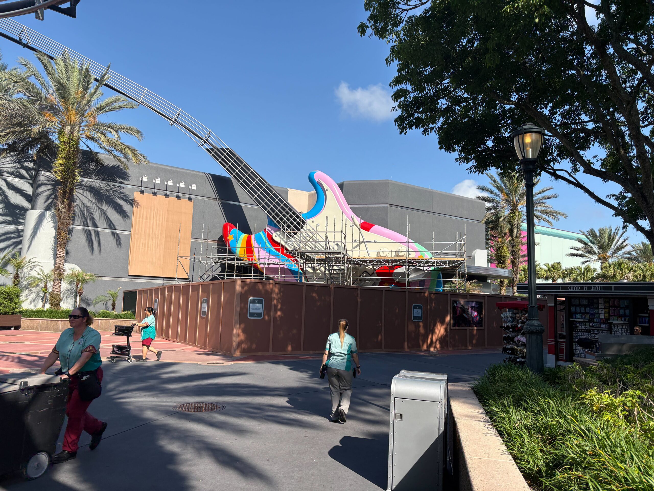 Rock ‘n’ Roller Coaster Guitar Scrim Removed Revealing Groovy Makeover