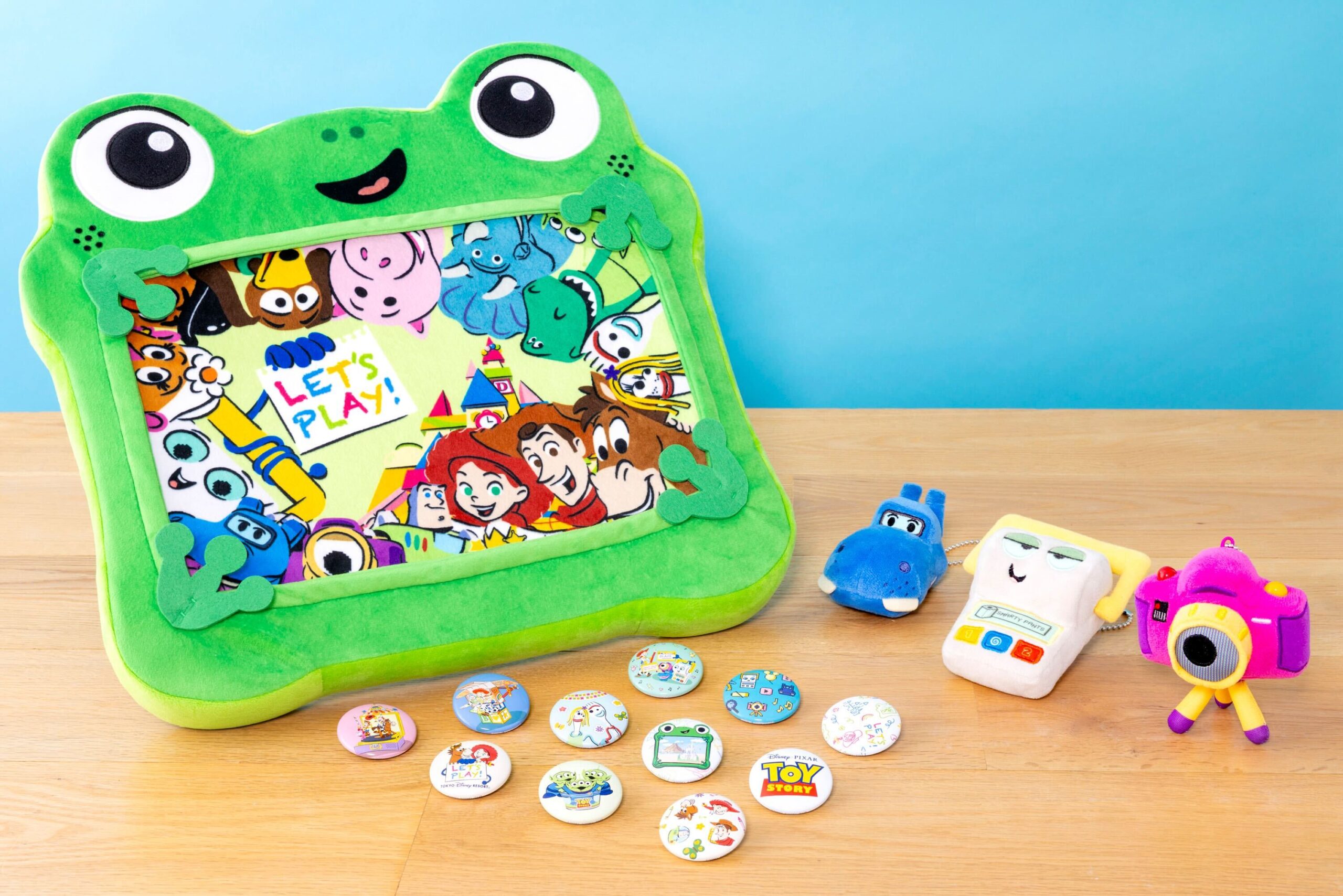 Merchandise featuring Toy Story 5 characters playing in Bonnie's room will also be available. Other wearable items will have motifs of Woody and Jessie.