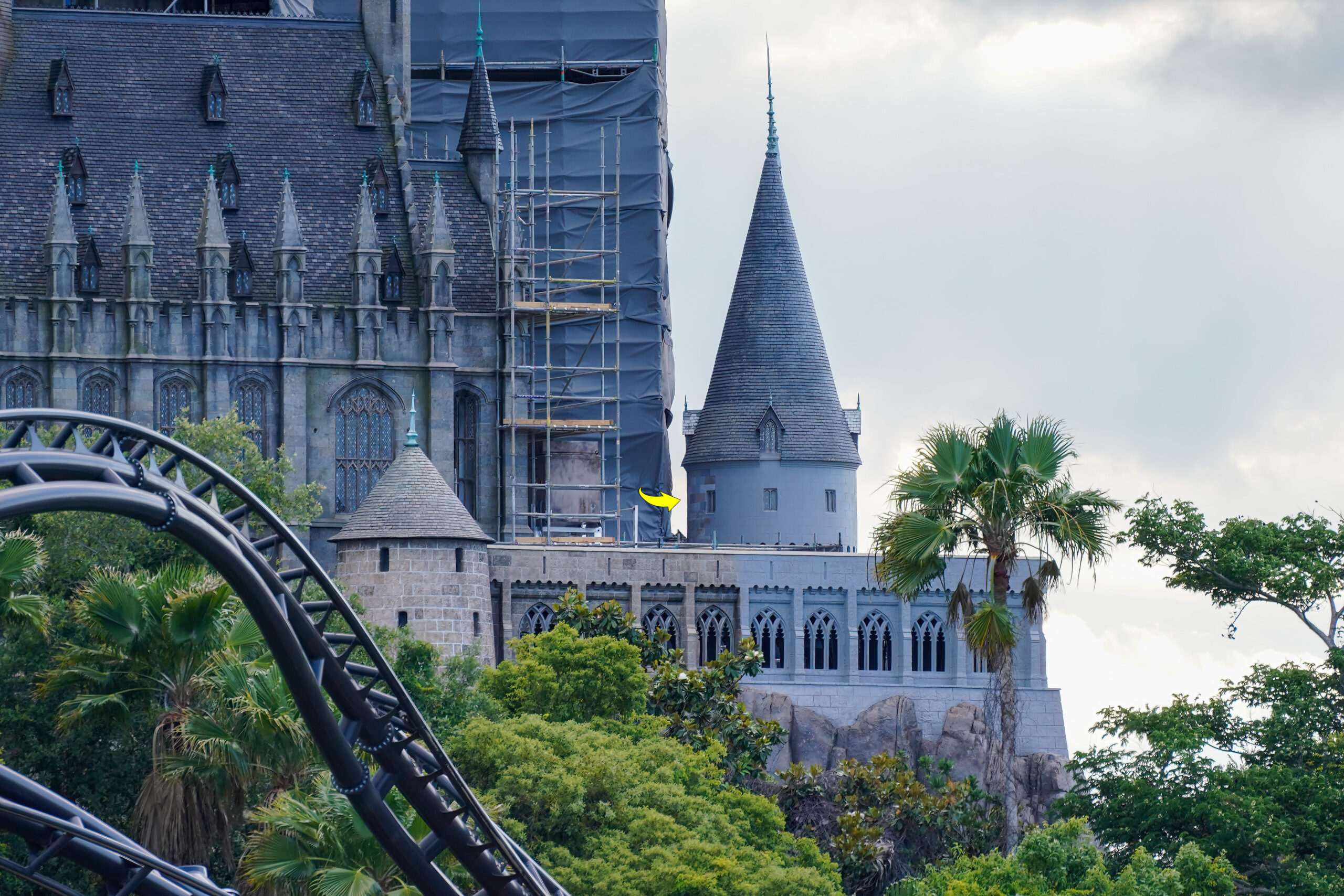 Themed Painting Underway During Hogwarts Castle Refurbishment at Islands of Adventure
