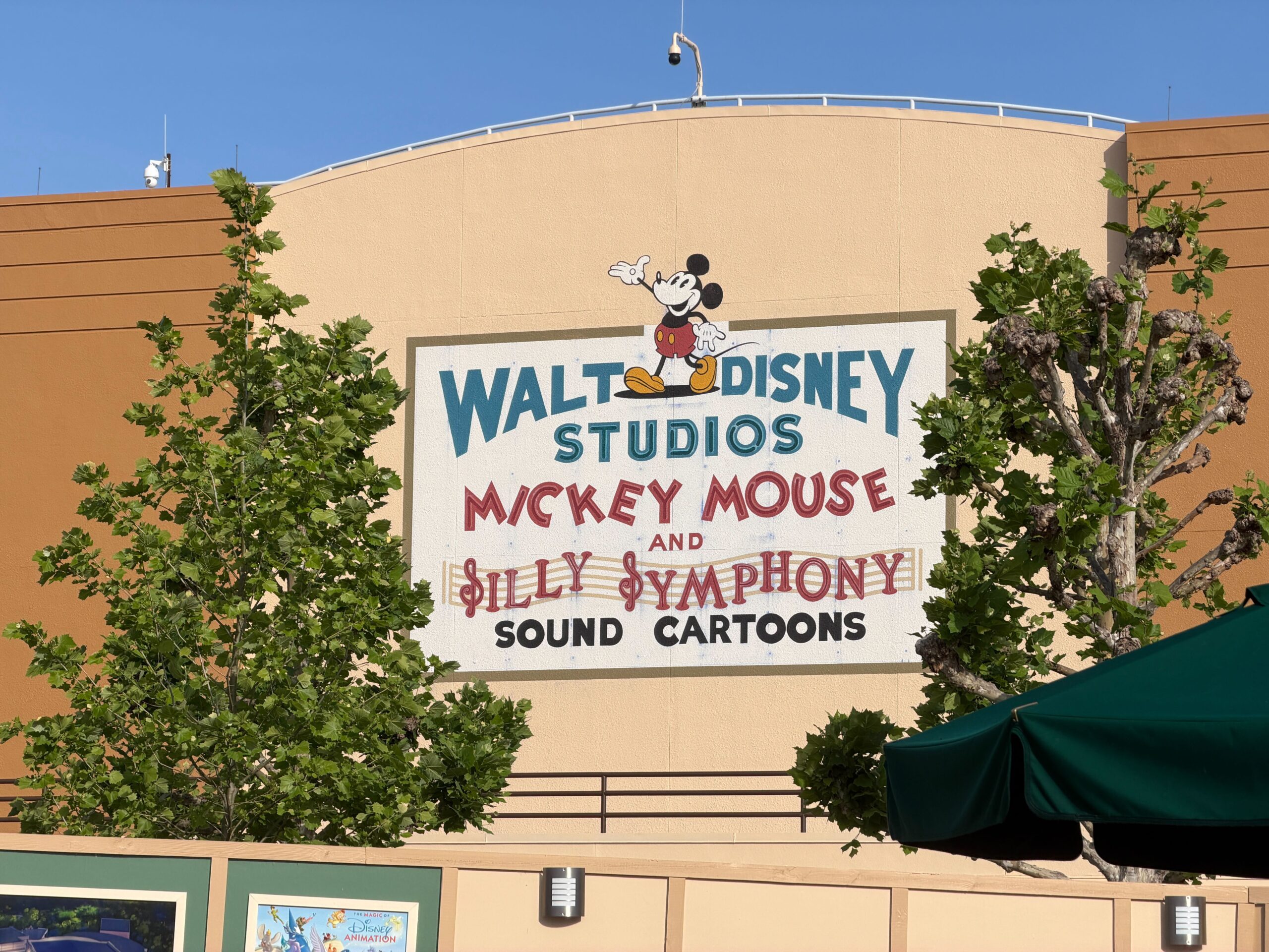 Mickey Added to Walt Disney Studios Billboard & More Updates to Animation Courtyard
