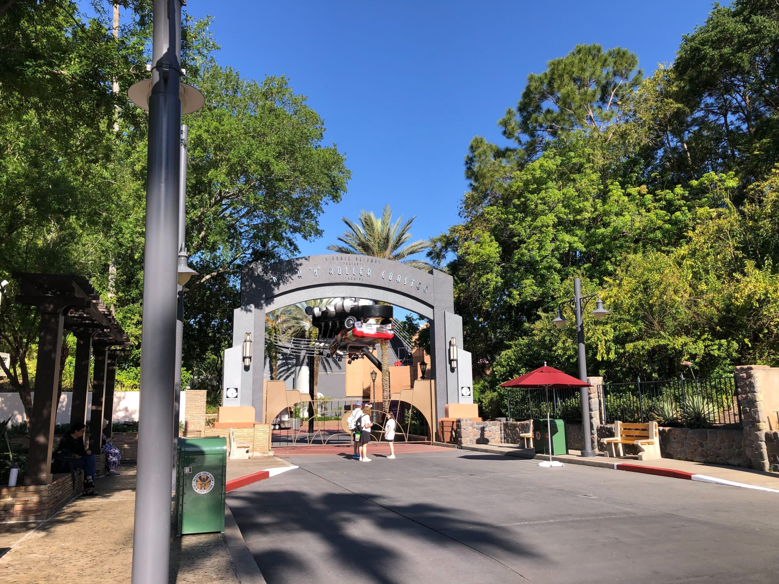 Rock ‘n’ Roller Coaster Archway Painted to Match Building