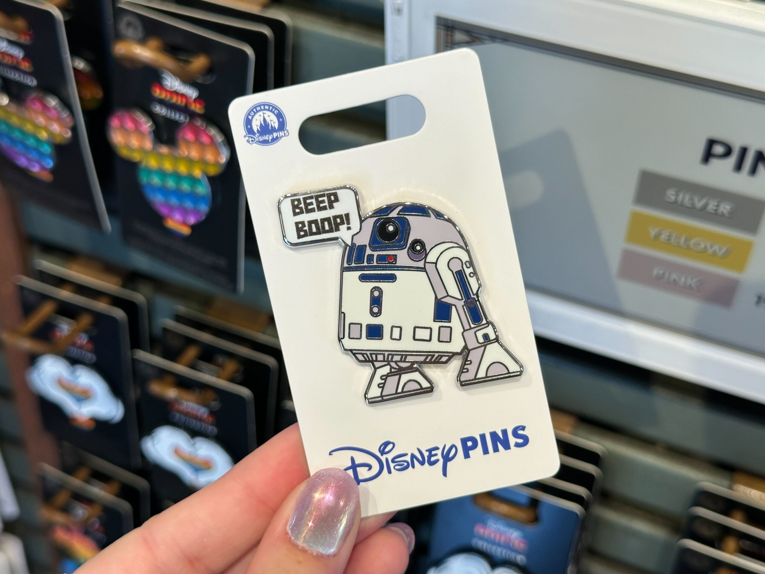 R2-D2 Pin.