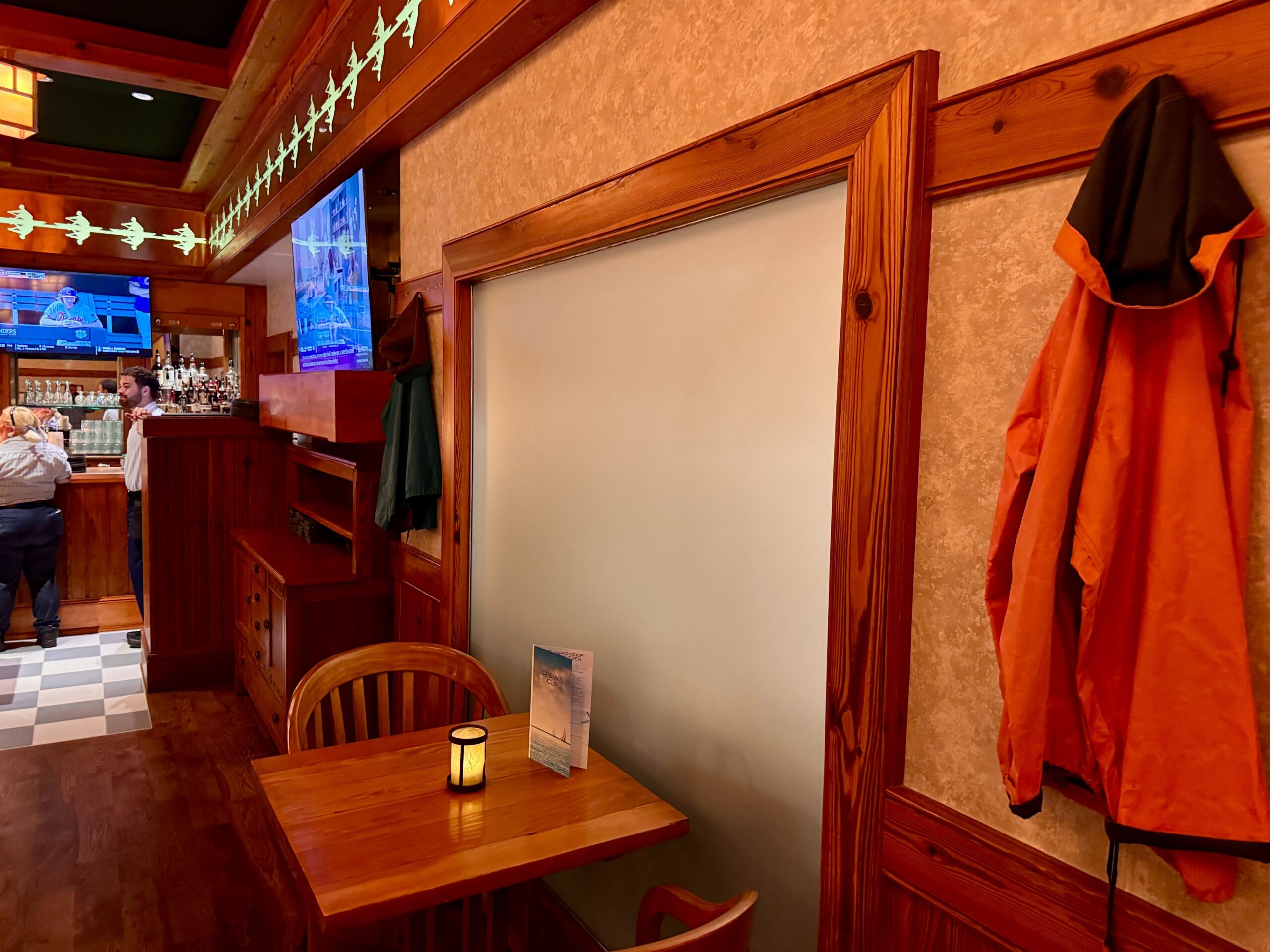 Remodeled Crew's Cup Lounge Reopens as Yachtsman Steakhouse Closes