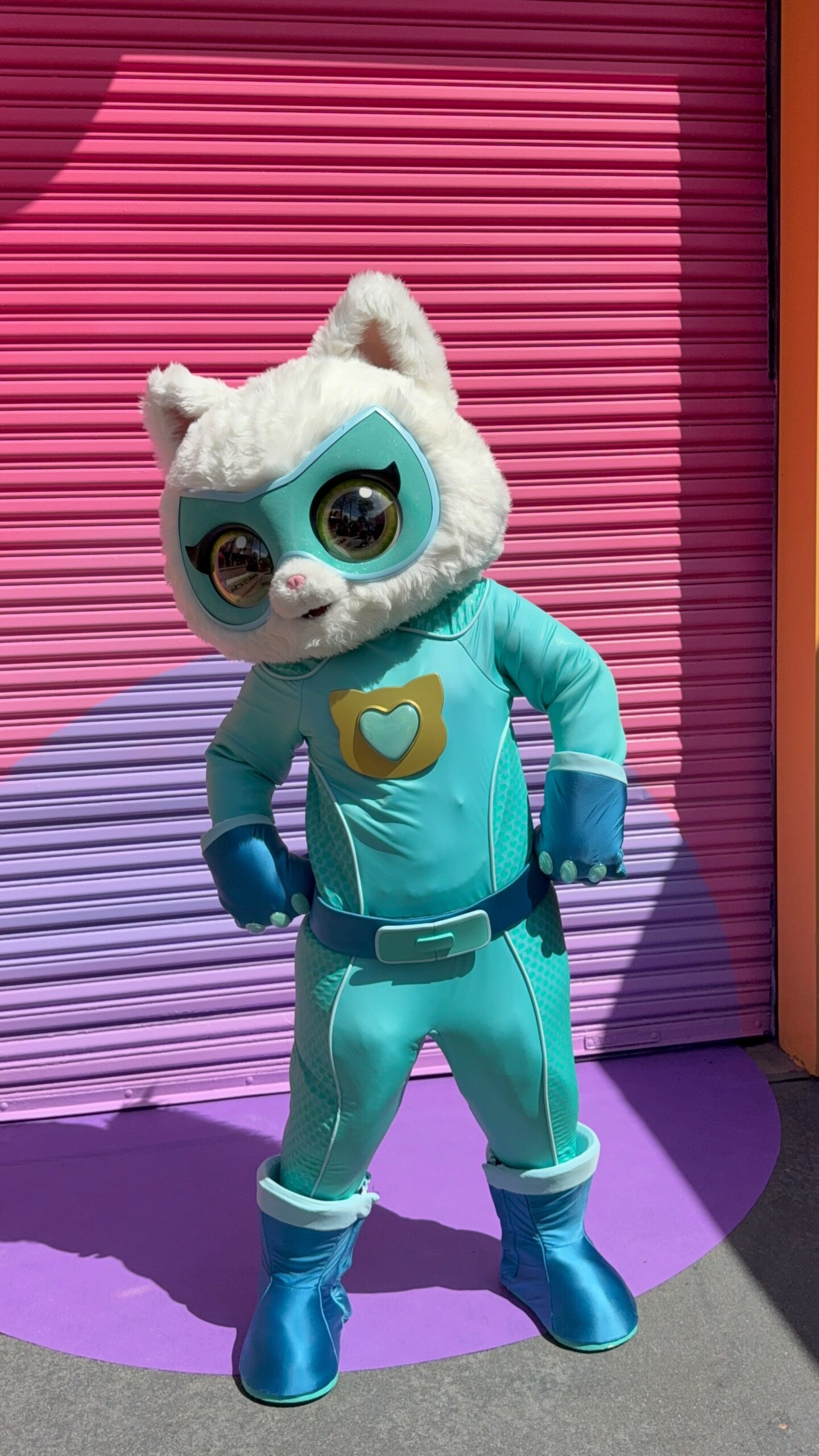 Guests visiting Disney’s Hollywood Studios can now meet Bitsy, one of the four heroic feline stars of the hit Disney Jr. animated series SuperKitties, in a newly refreshed area along Commissary Lane.