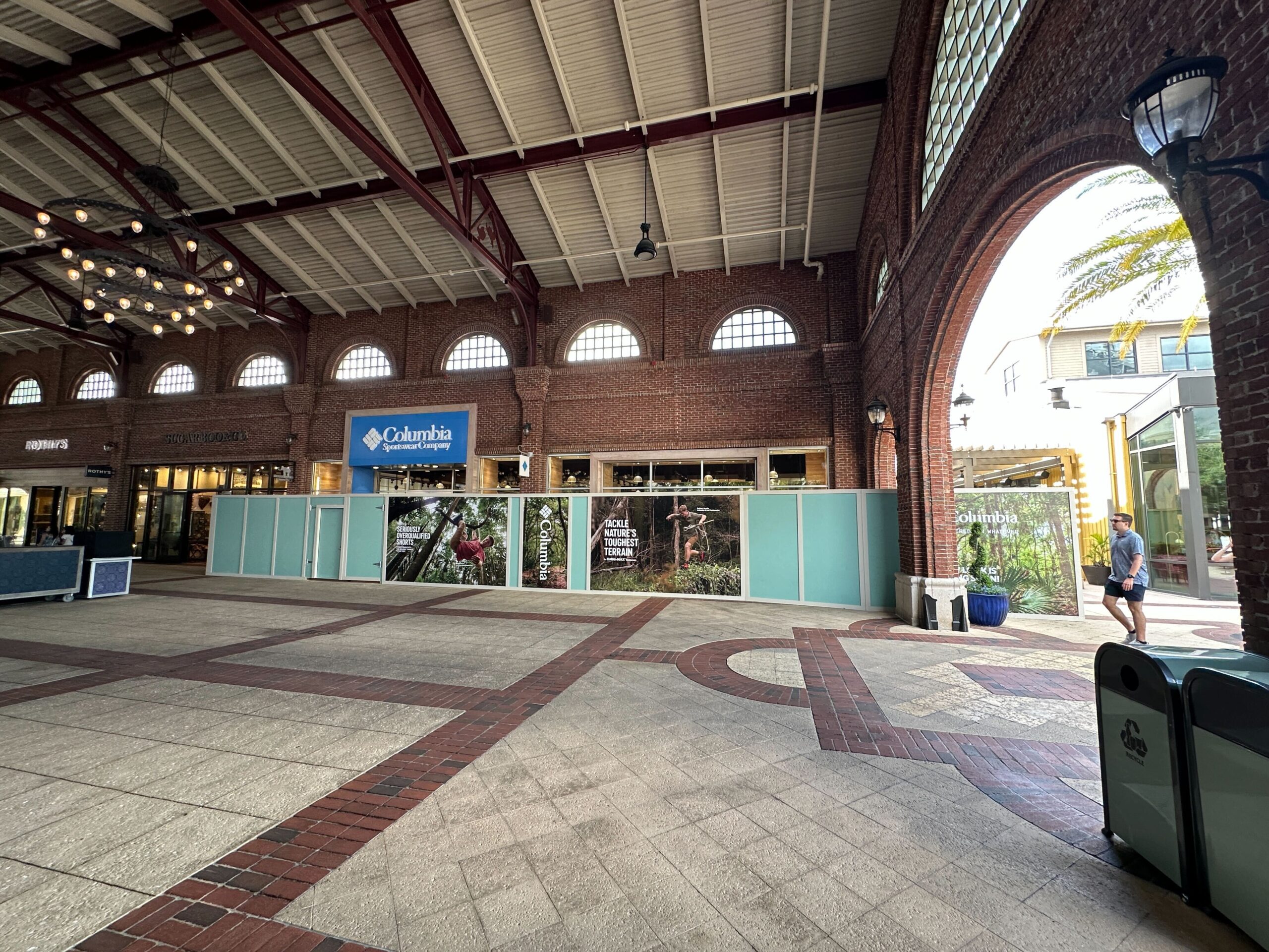 Construction walls have now been installed around the Columbia Sportswear store at Disney Springs as work begins on refurbishment project.