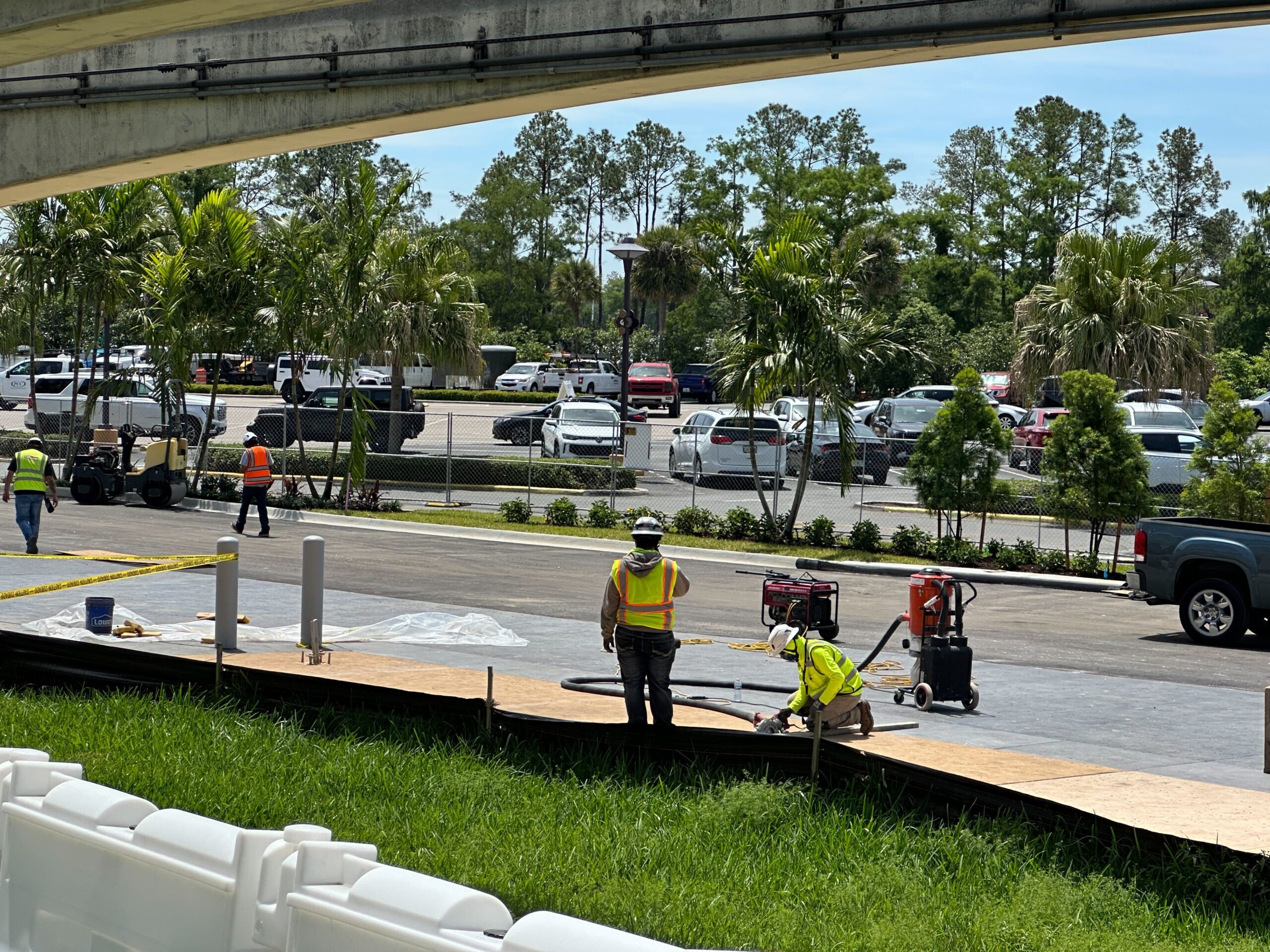 Polynesian Resort bus stop update - new gutters installed