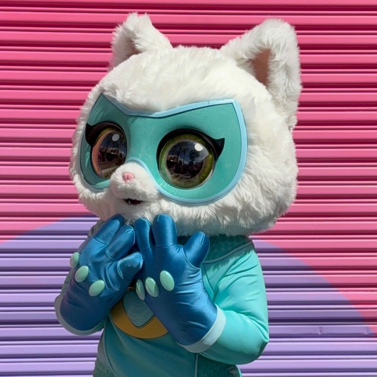 Guests visiting Disney’s Hollywood Studios can now meet Bitsy, one of the four heroic feline stars of the hit Disney Jr. animated series SuperKitties, in a newly refreshed area along Commissary Lane.