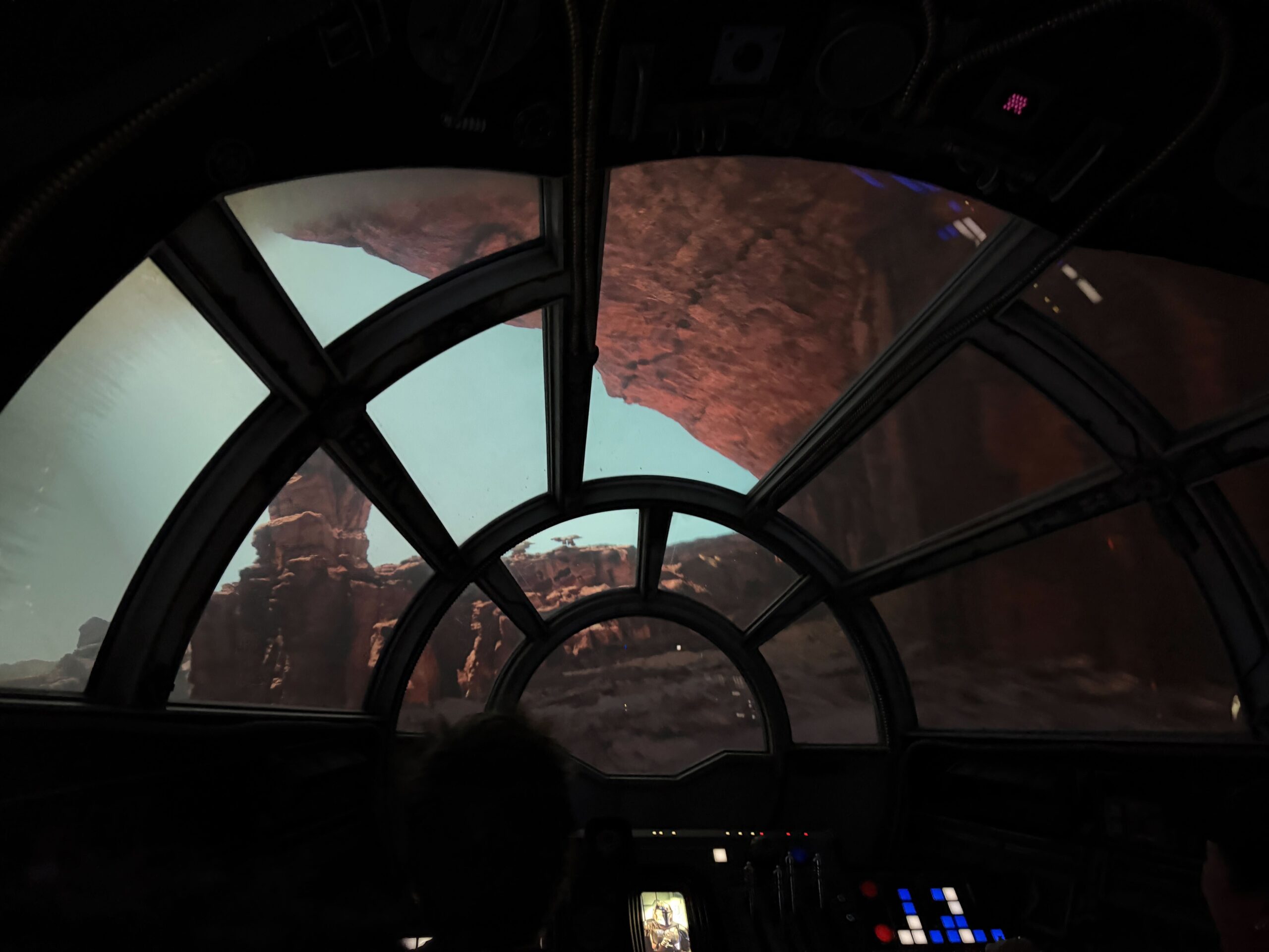 The Mandalorian and Grogu Mission Overlay at Millennium Falcon: Smugglers Run