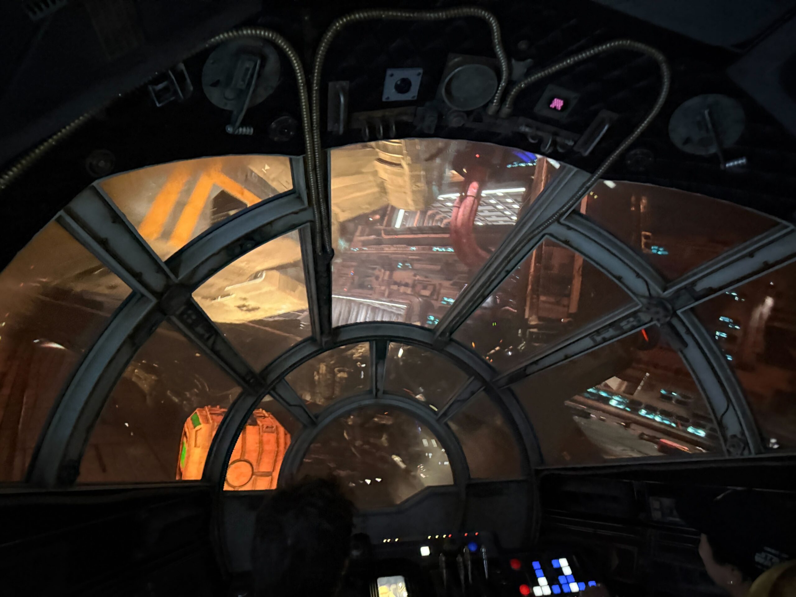 The Mandalorian and Grogu Mission Overlay at Millennium Falcon: Smugglers Run