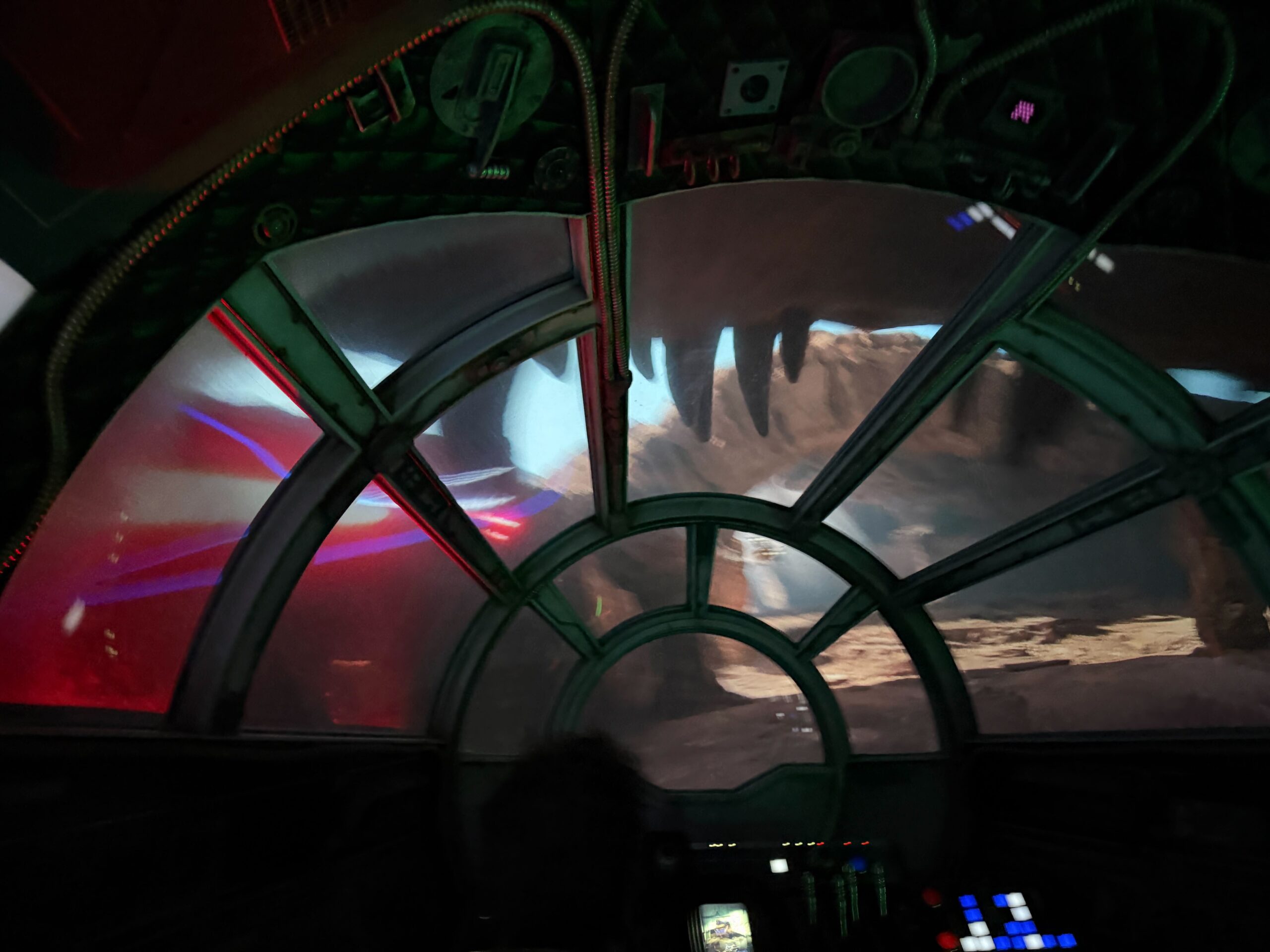 The Mandalorian and Grogu Mission Overlay at Millennium Falcon: Smugglers Run