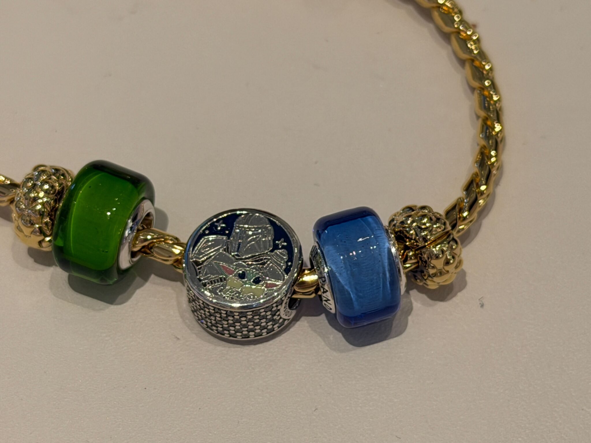 Limited Edition Mandalorian & Grogu and Darth Vader Pandora Charms Land ...