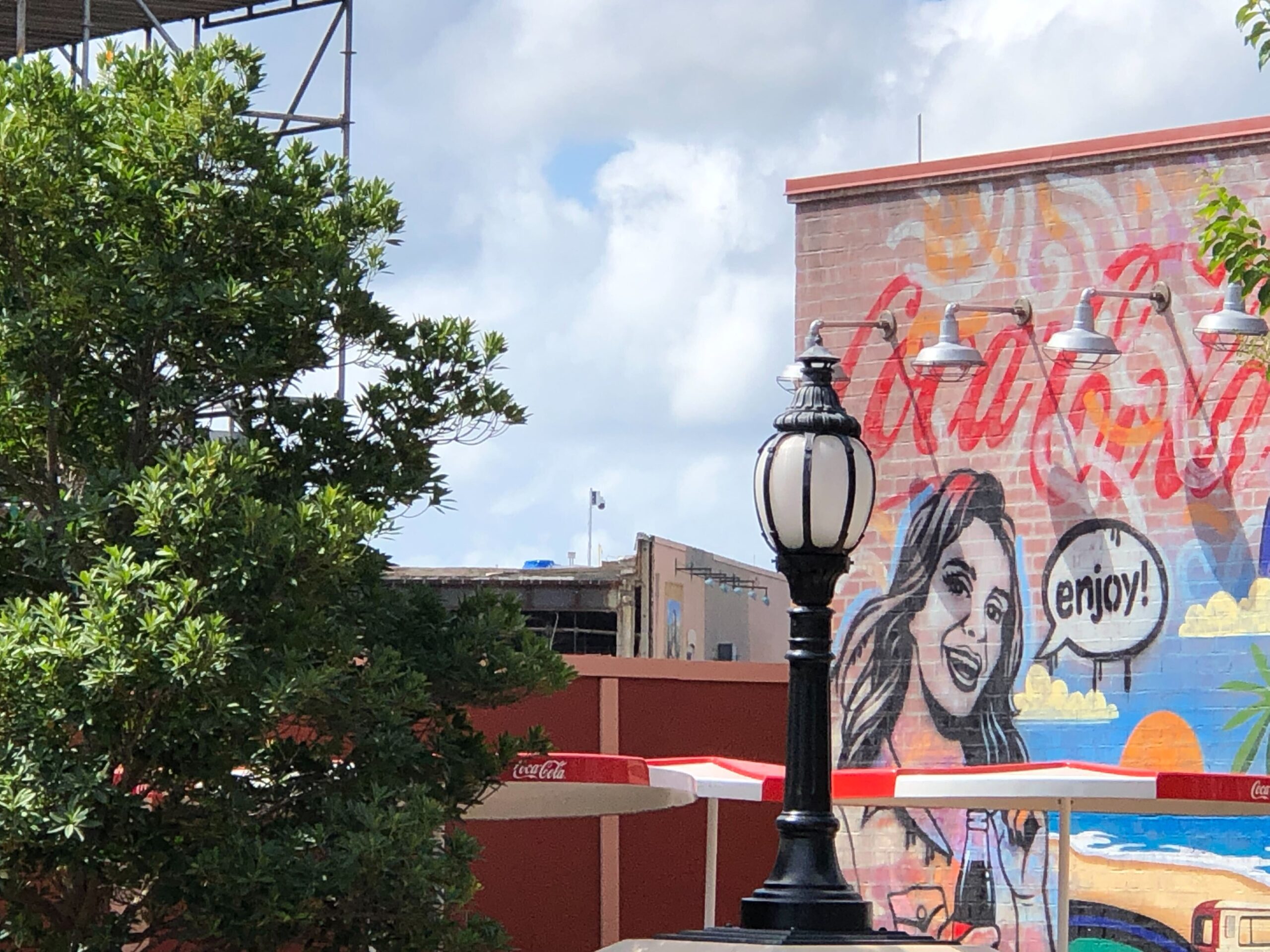 The former Mama Melrose's Ristorante Italiano at Disney's Hollywood Studios appears to have been gutted to prepare for its transformation into Harryhausen's from Monsters, Inc.