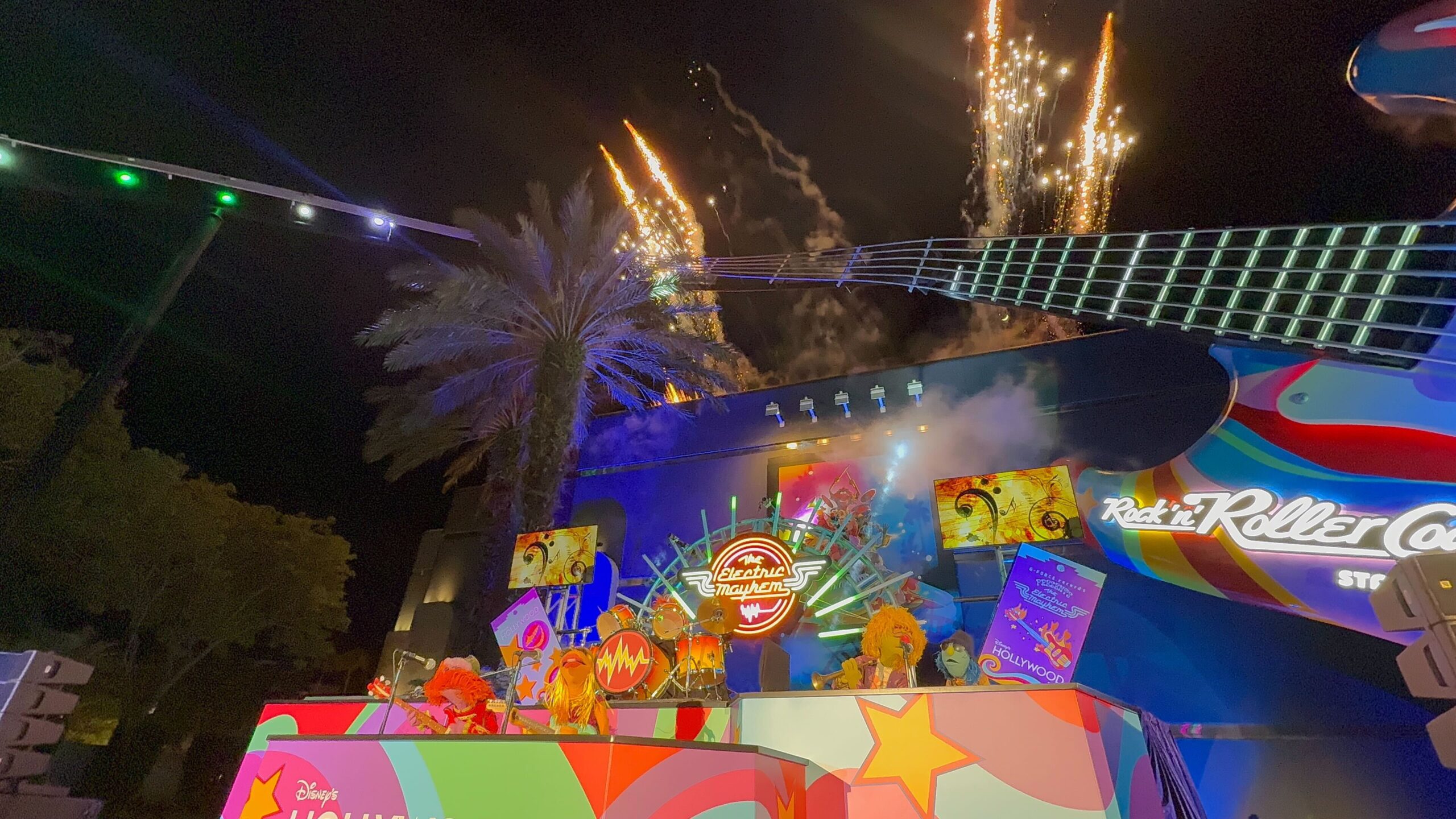 The Electric Mayhem & John Stamos Open Rock 'n' Roller Coaster Starring The Muppets