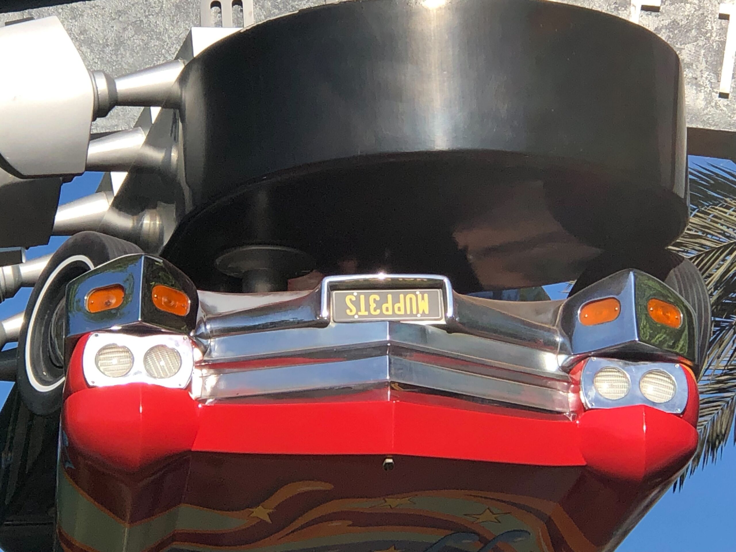 'Muppets' Added to Rock 'n' Roller Coaster Entrance and Upside-Down Car License Plate