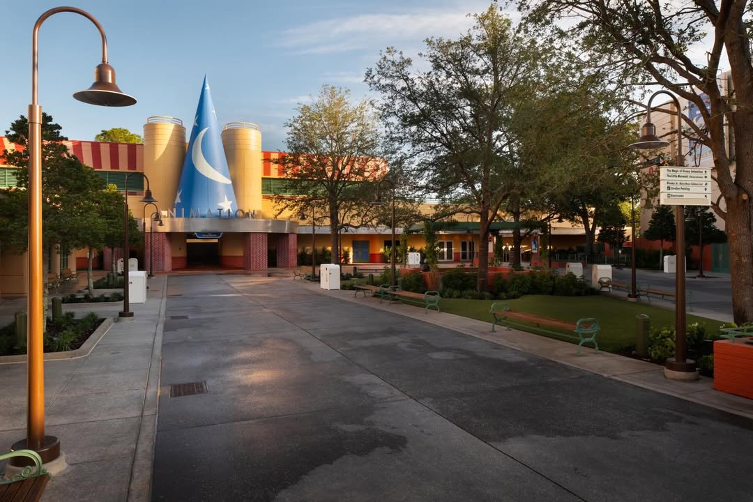 Disney’s Hollywood Studios Closing Early on October Date for Park Buyout