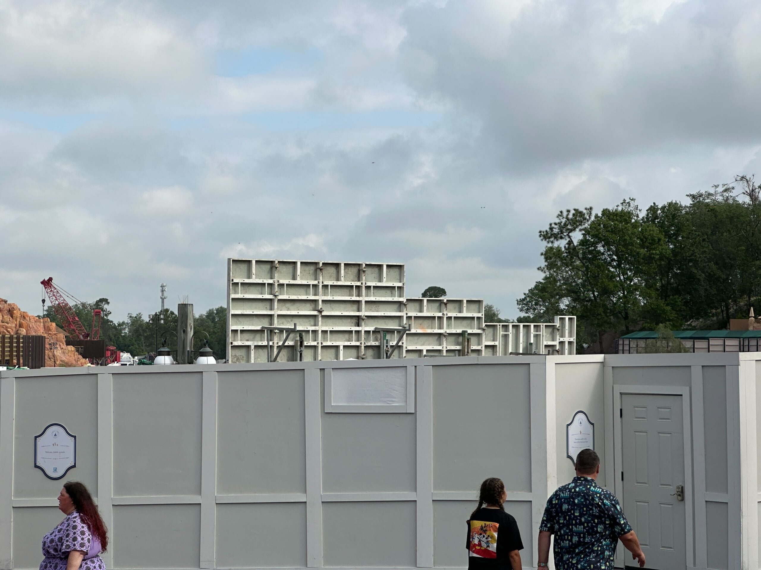 Across from The Diamond Horseshoe is the beginnings of a new retaining wall. Most retaining wall construction has been closer to Big Thunder Mountain Railroad until now.