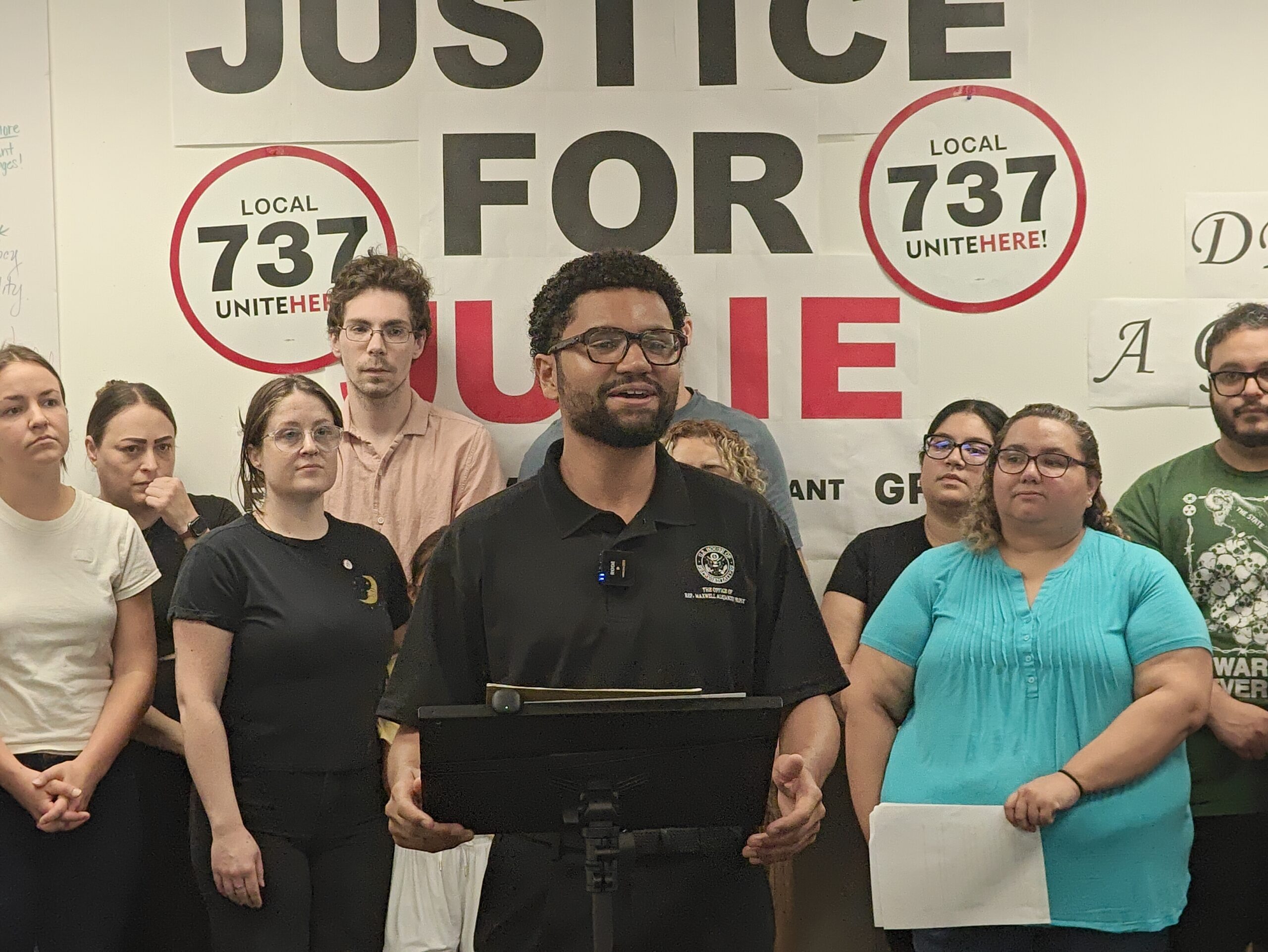 Patina employees LaQuita Huguely, Ismael Gonzalez, Berenice Rodriguez, and Jennifer Quiñones were joined by Congressman Maxwell Frost and State Representative Anna Eskamani at a UNITE HERE Local 737 press conference on Wednesday, June 17.