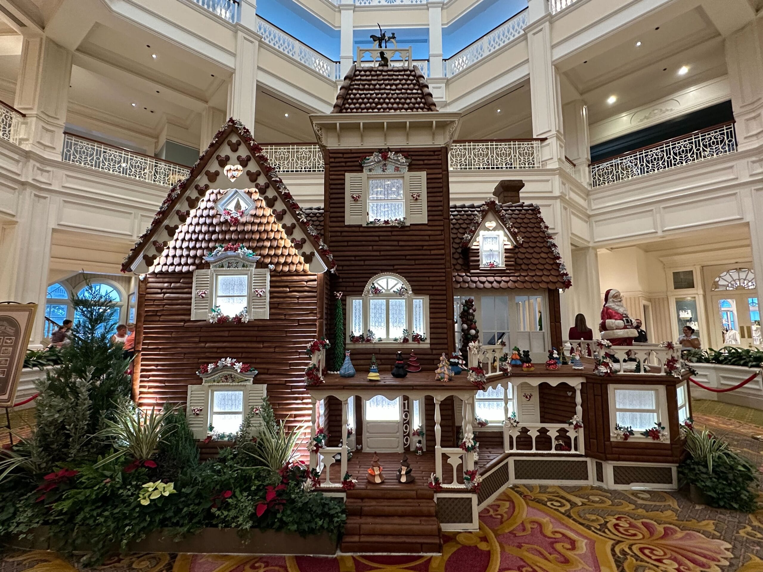 Official Disney Statement Released on Grand Floridian Gingerbread House Retirement