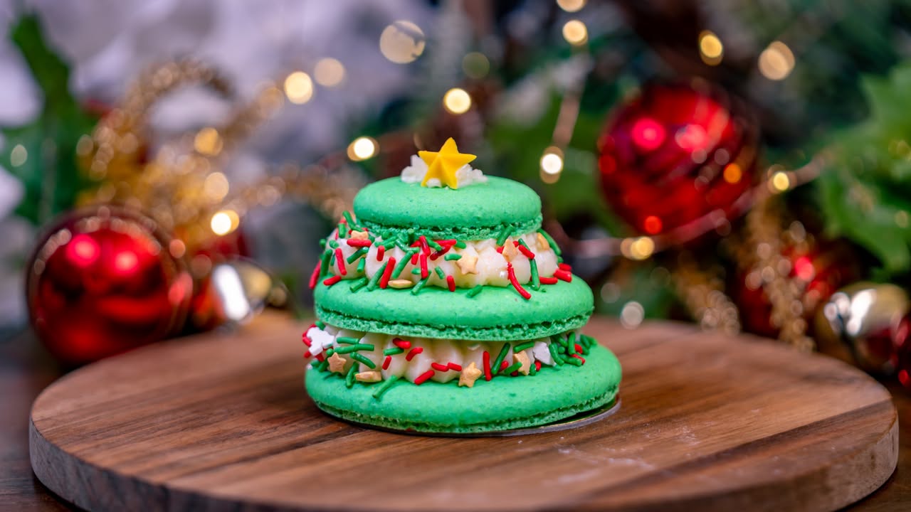 Milk and Cookies Tree-shaped Macaron (at Jolly Holiday Bakery Cafe): Green macaron with milk buttercream, filled with chocolate cookie dough