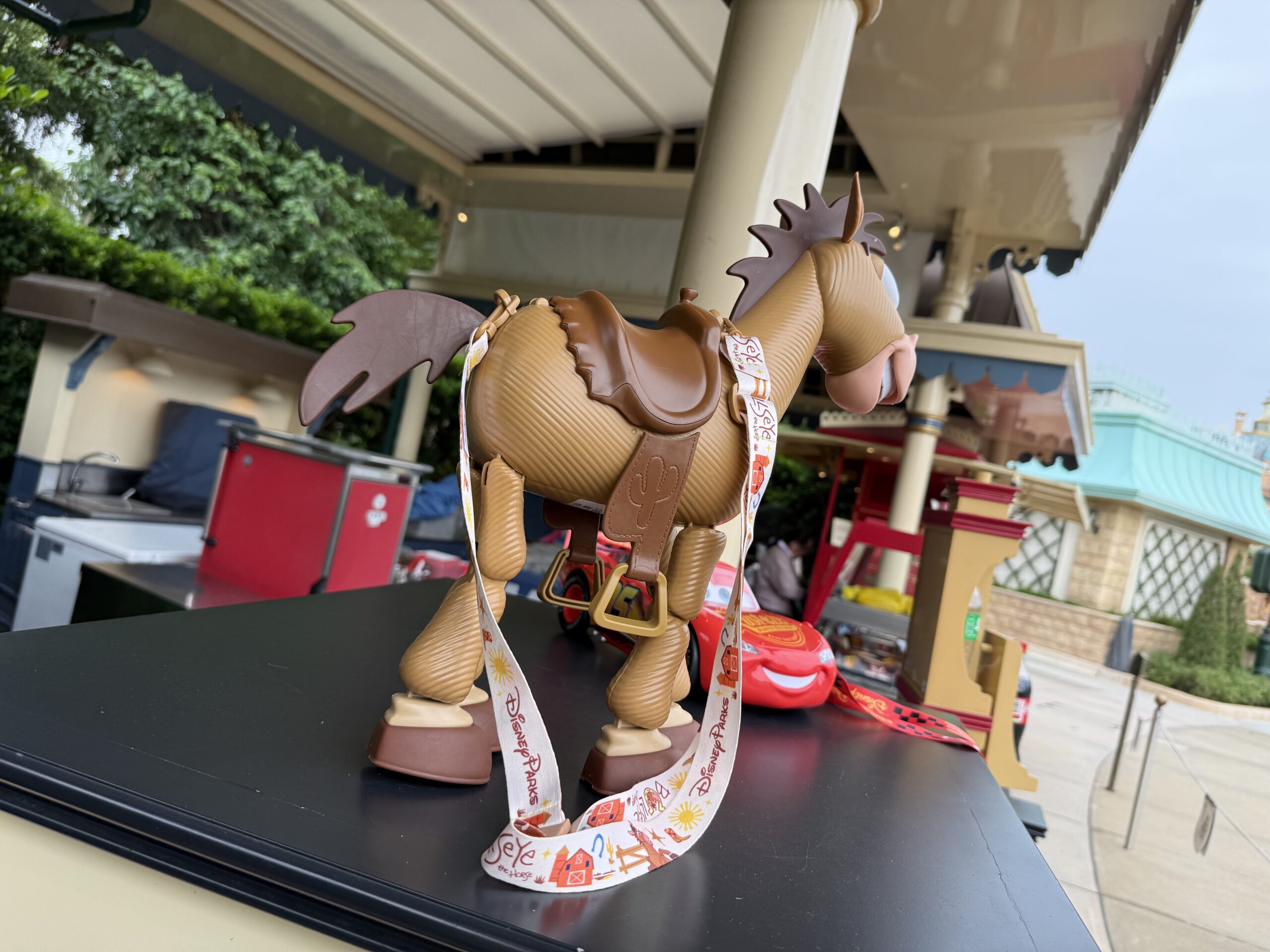 A new popcorn bucket inspired by Bullseye from the Toy Story franchise is now available at Hong Kong Disneyland.