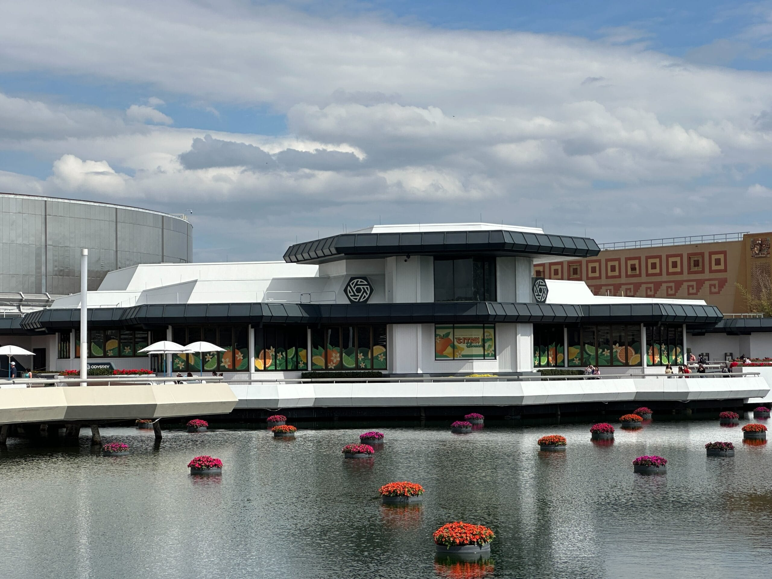 As you can see from our photo from February 2026, there were decals of citrus slices throughout most of the windows around the pavilion. There was also a Citrus Blossom advertorial decal in the center window between the pavilion logos.