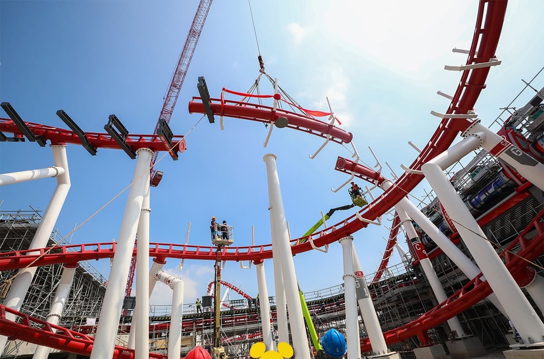 Final Track Piece of Spider-Man Roller-Coaster Installed at Shanghai Disneyland