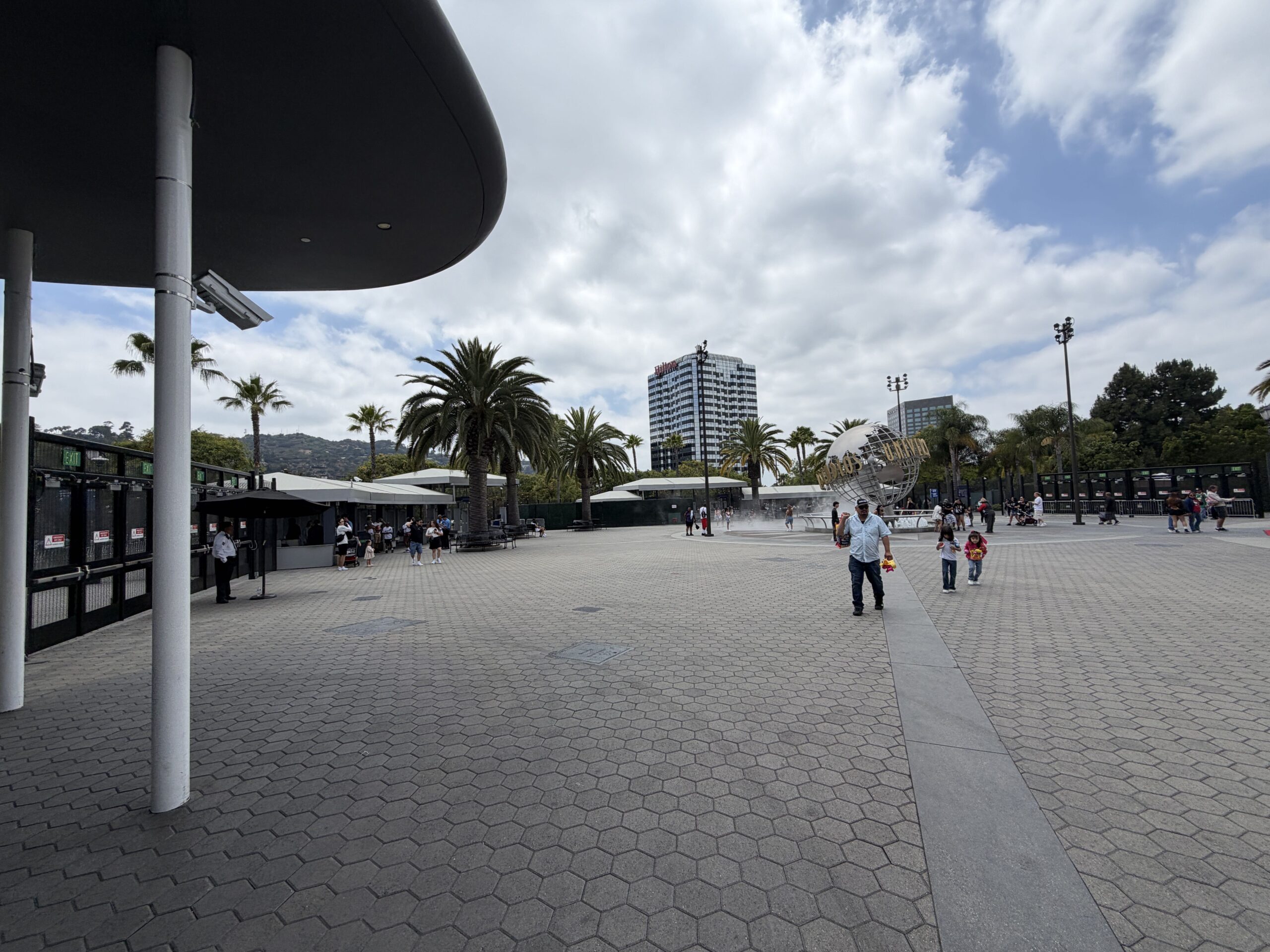Universal Studios Hollywood concluded a large refurbishment, reconfiguring the main entrance and securing CityWalk by moving security scanners to the sides of the Central and East parking garages, in addition to the original main entrance security.