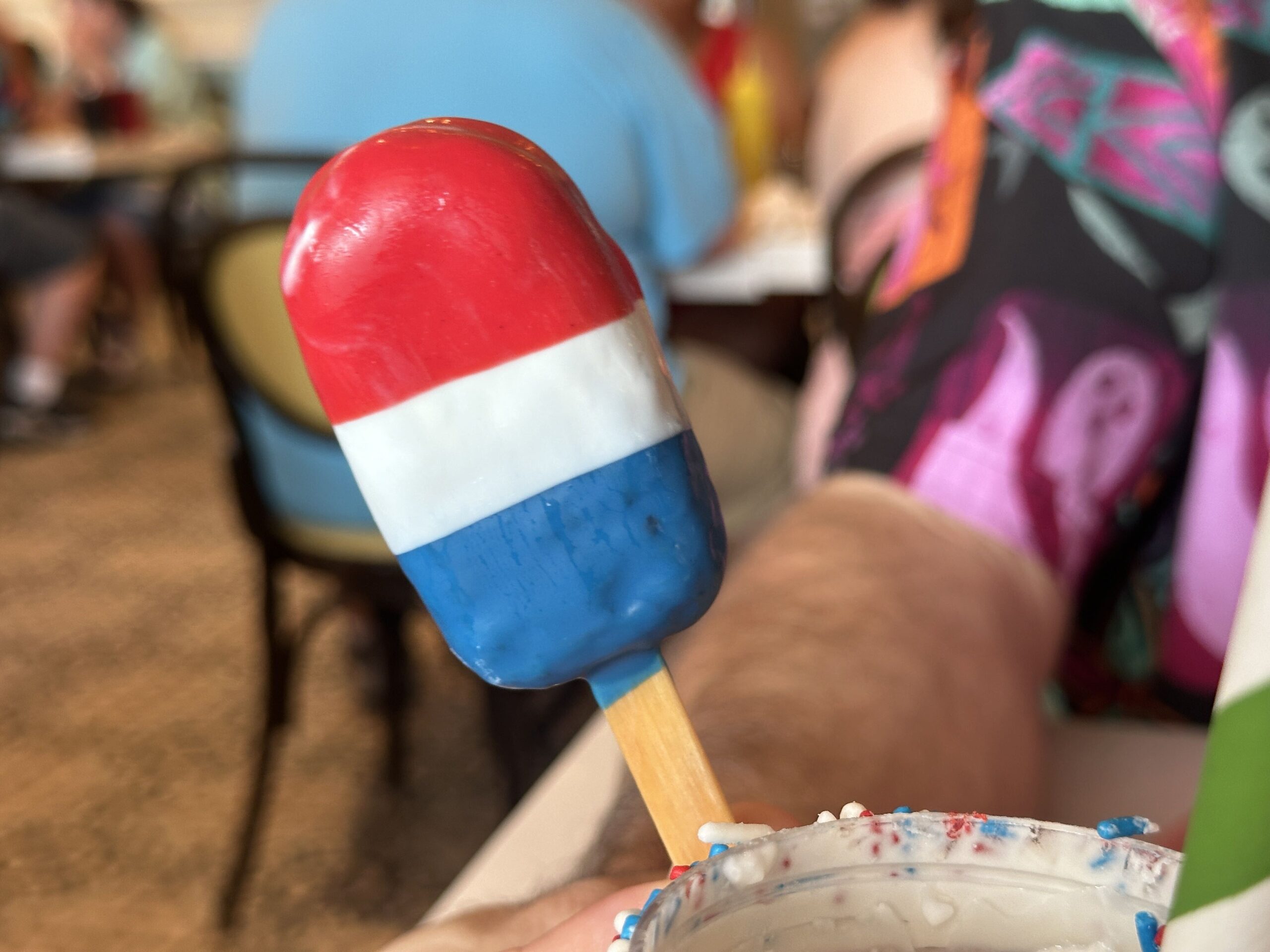 REVIEW: Star Spangled Shake at Beaches & Cream Soda Shop