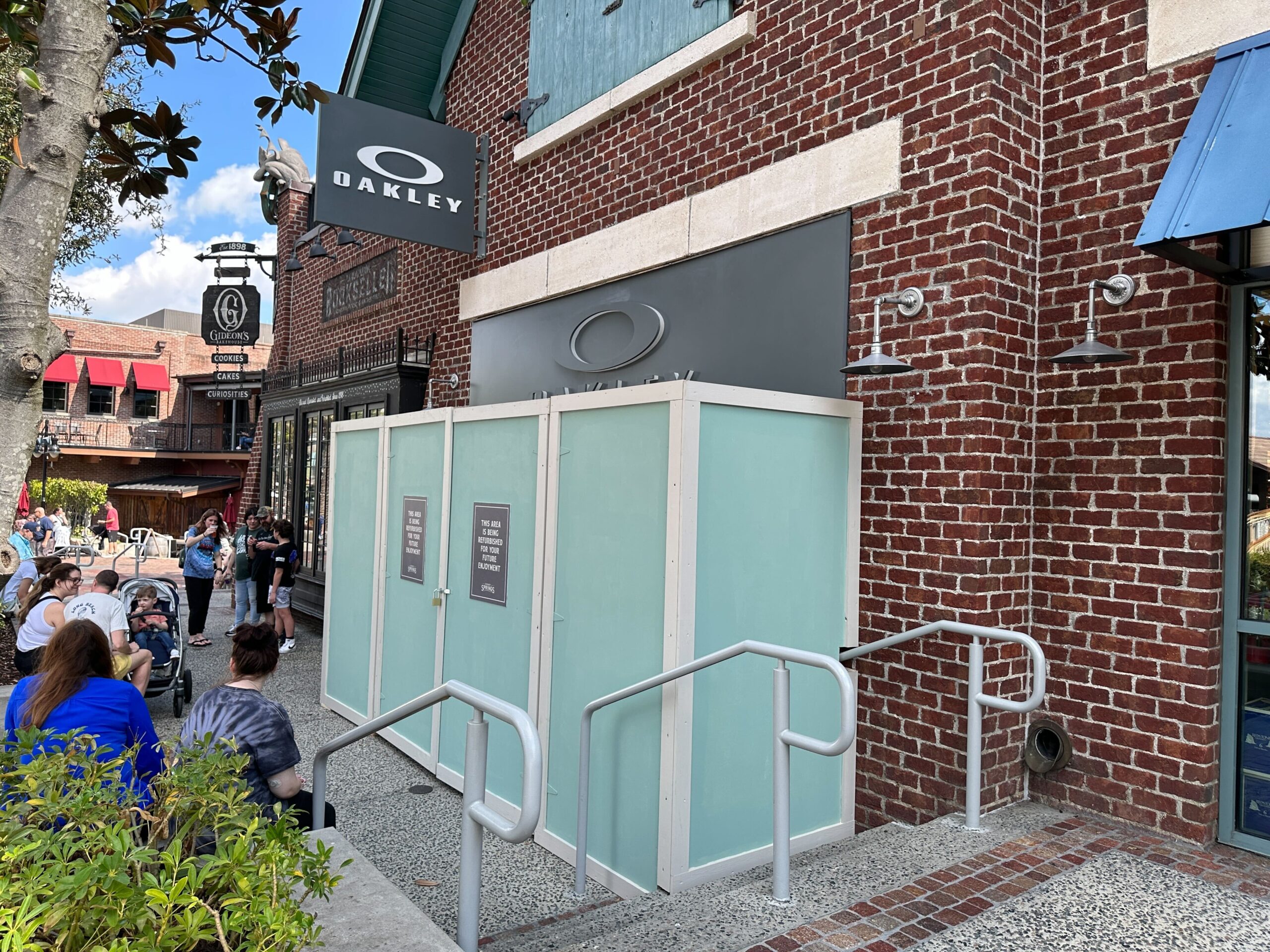 Oakley shop changes - February 19, 2026.