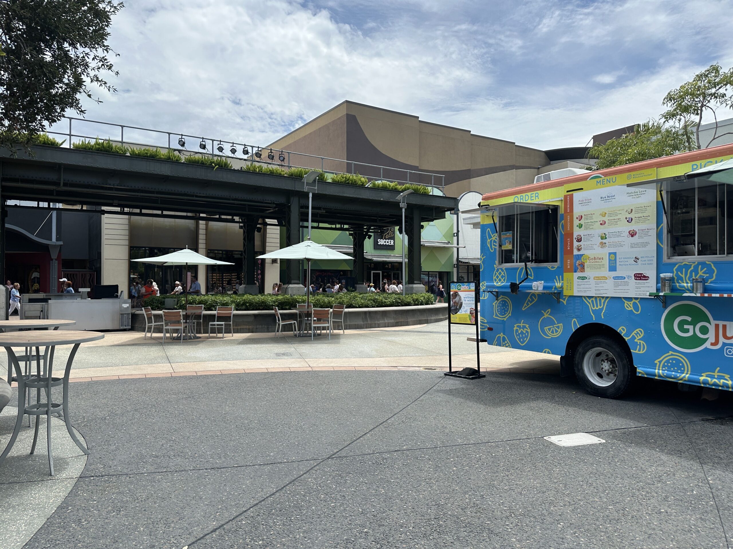 Gap where Cilantro food truck was.