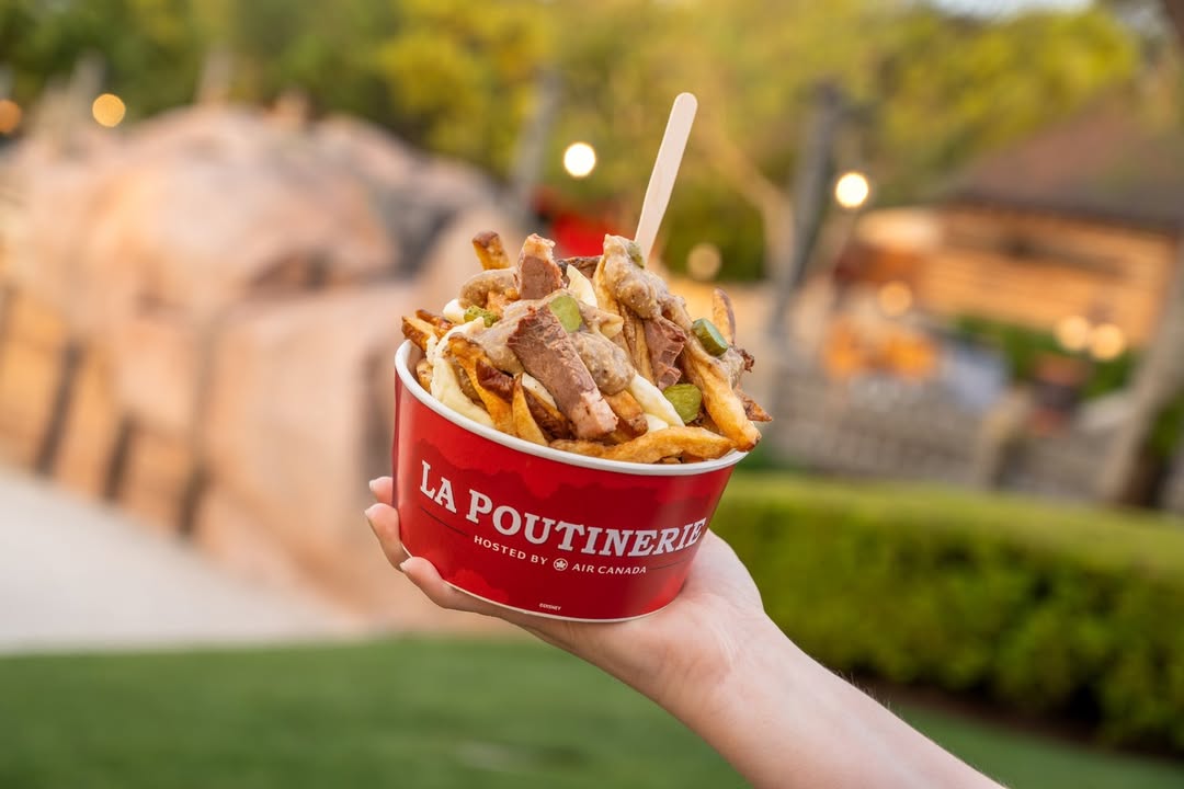 The opening date and menu have been revealed for La Poutinerie at EPCOT. Since closing January 12, EPCOT’s Refreshment Port has been steadily undergoing a refurbishment to become La Poutinerie, sponsored by Air Canada.