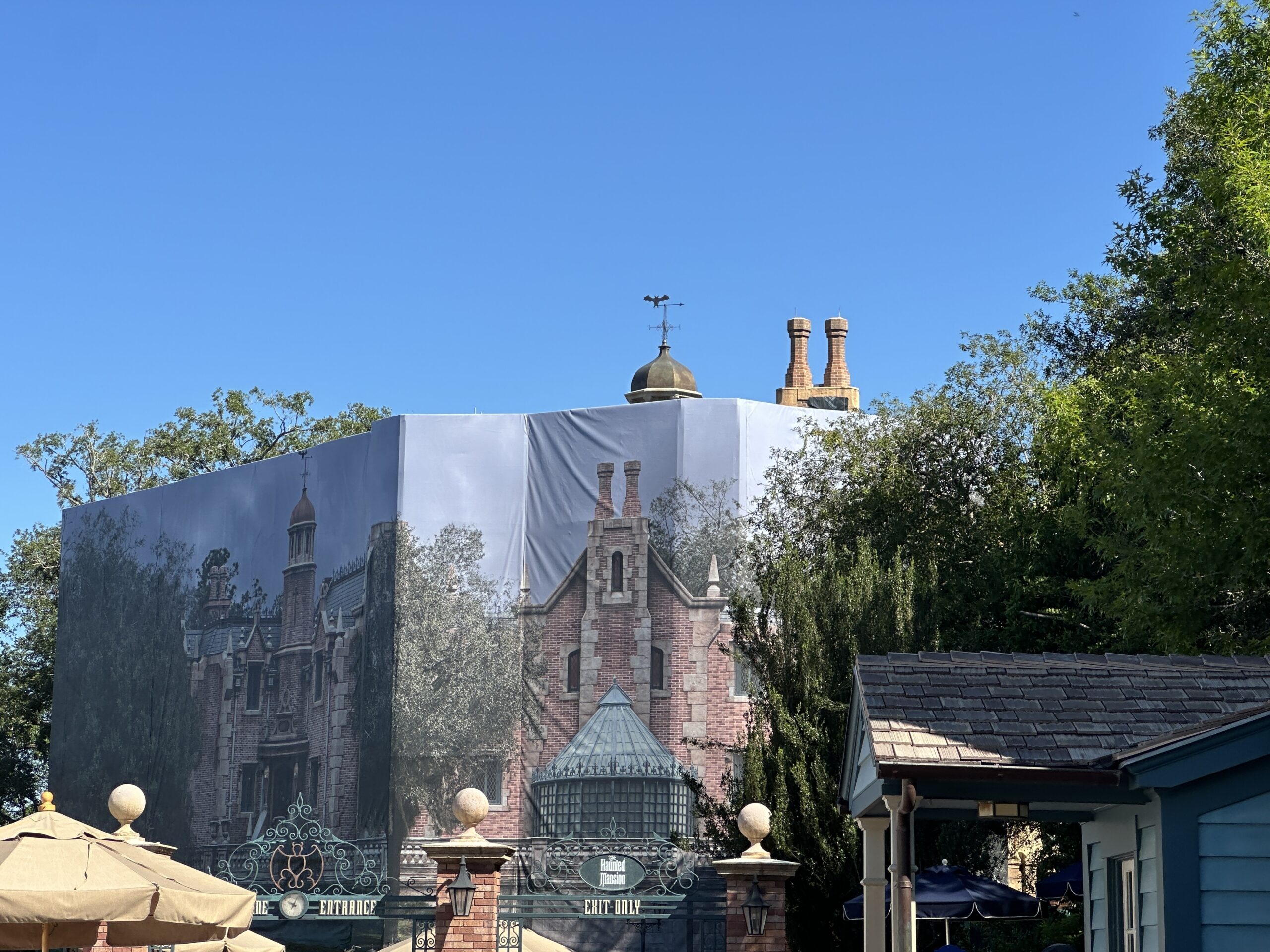 Haunted Mansion Scrim Being Removed at Magic Kingdom