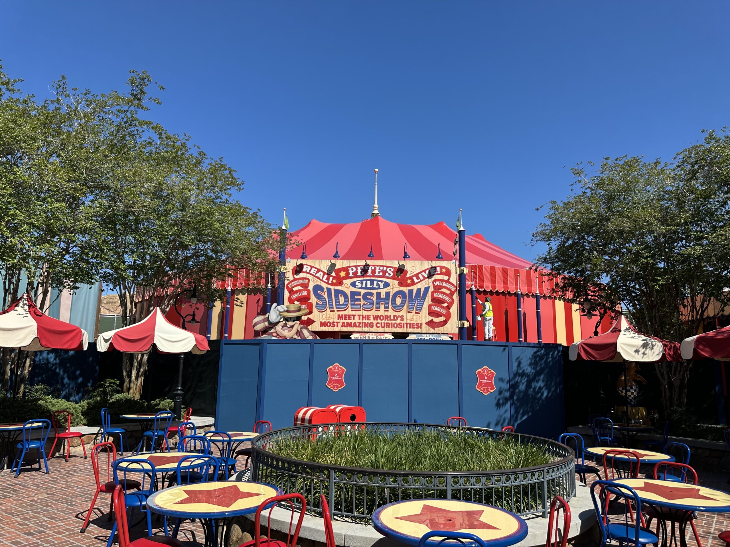 Scrim Removed From Refurbished Pete's Silly Sideshow at Magic Kingdom