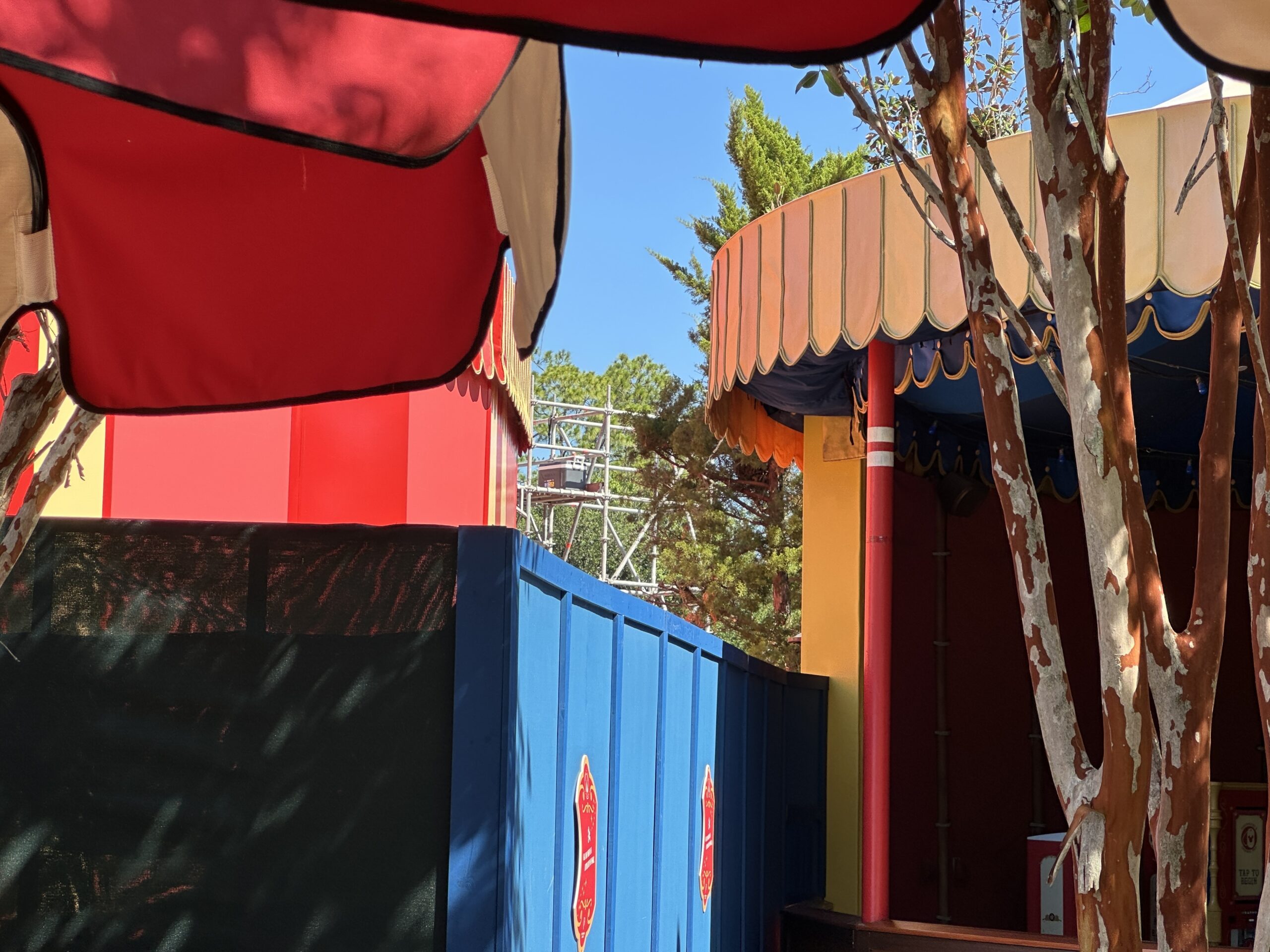 Scrim Removed From Refurbished Pete's Silly Sideshow at Magic Kingdom